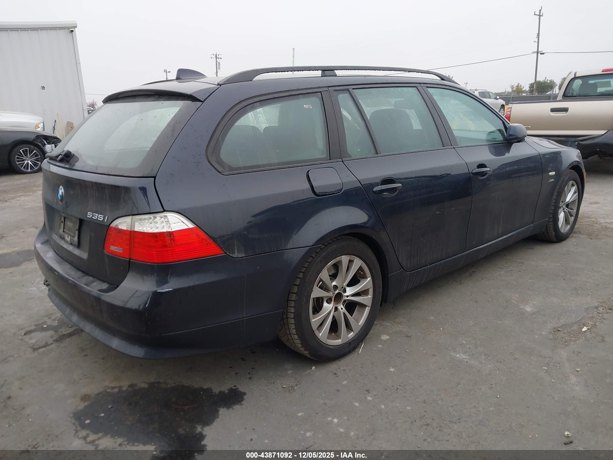BMW 535I image 4