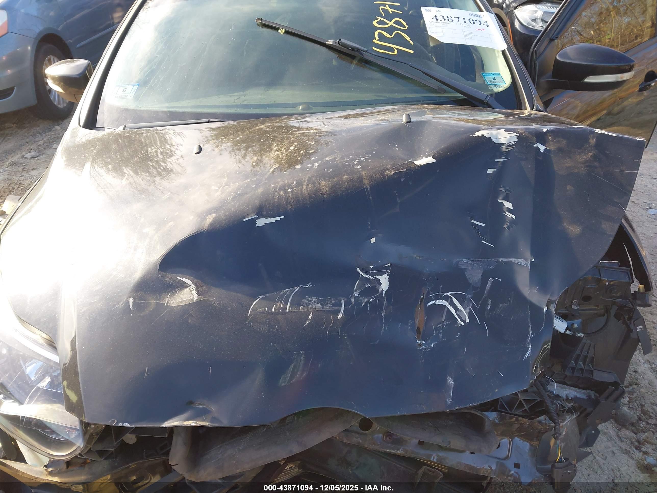 FORD FOCUS image 10