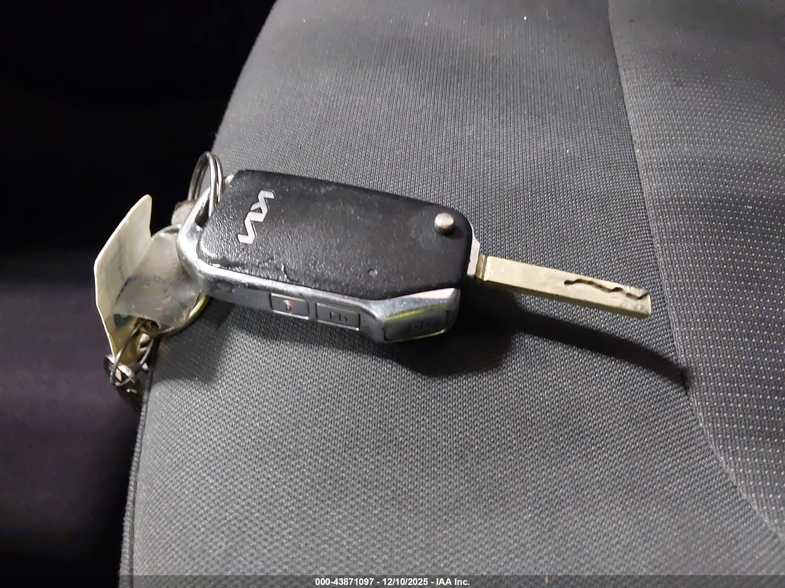 KIA NIRO image 11