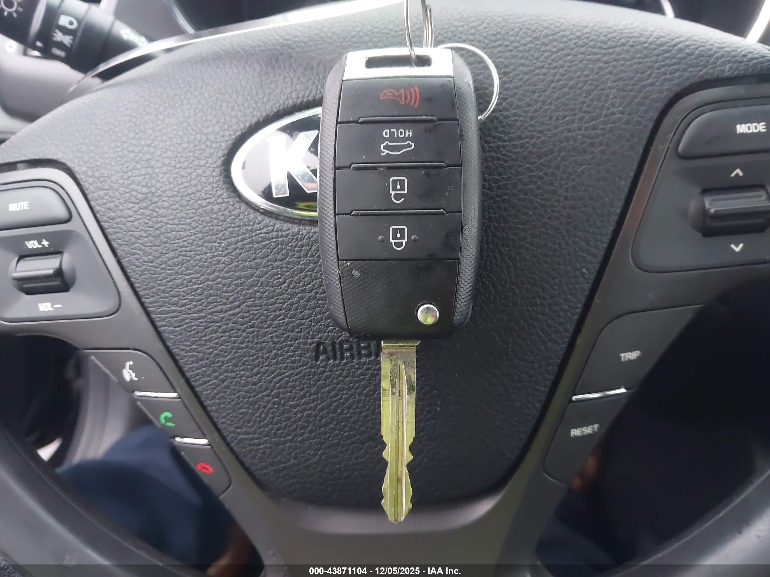 KIA FORTE image 11