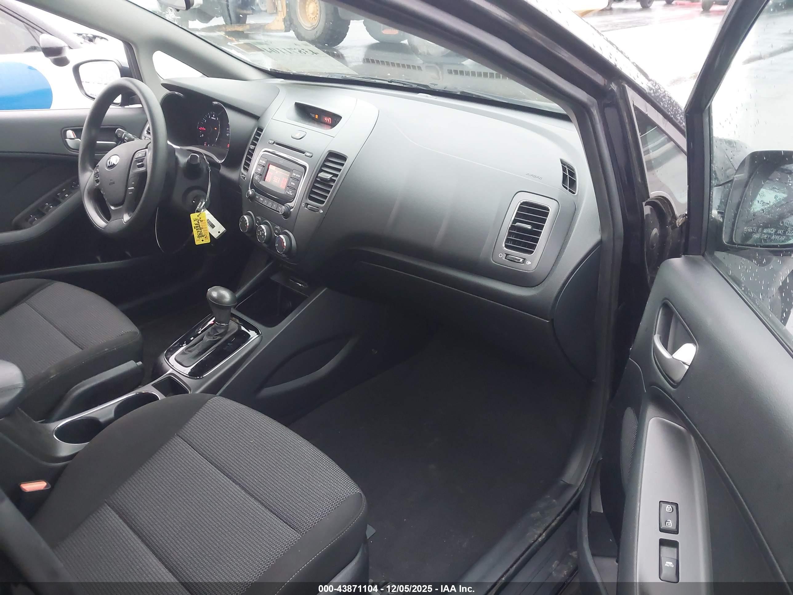 KIA FORTE image 5