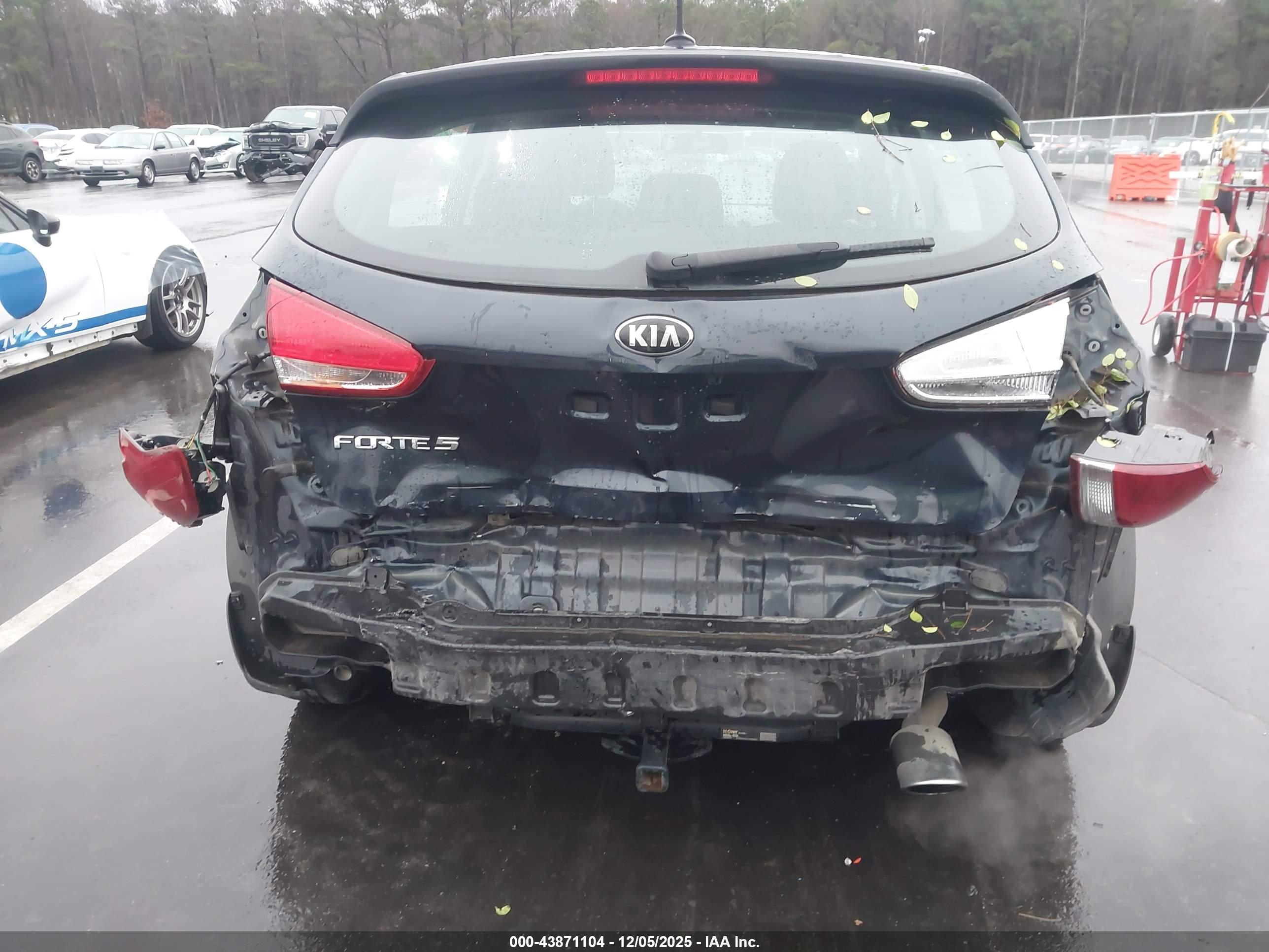 KIA FORTE image 6