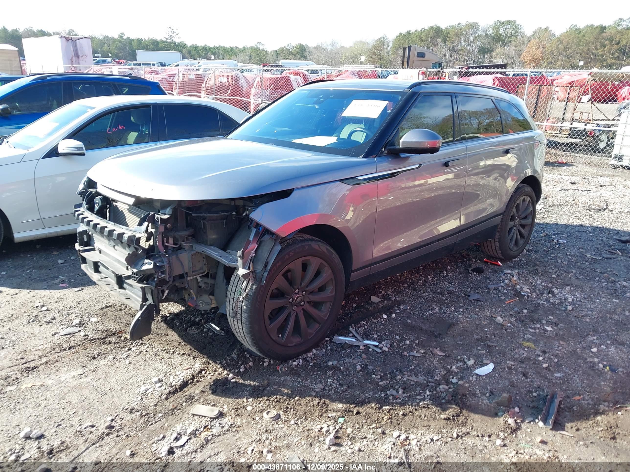 LAND ROVER image 2