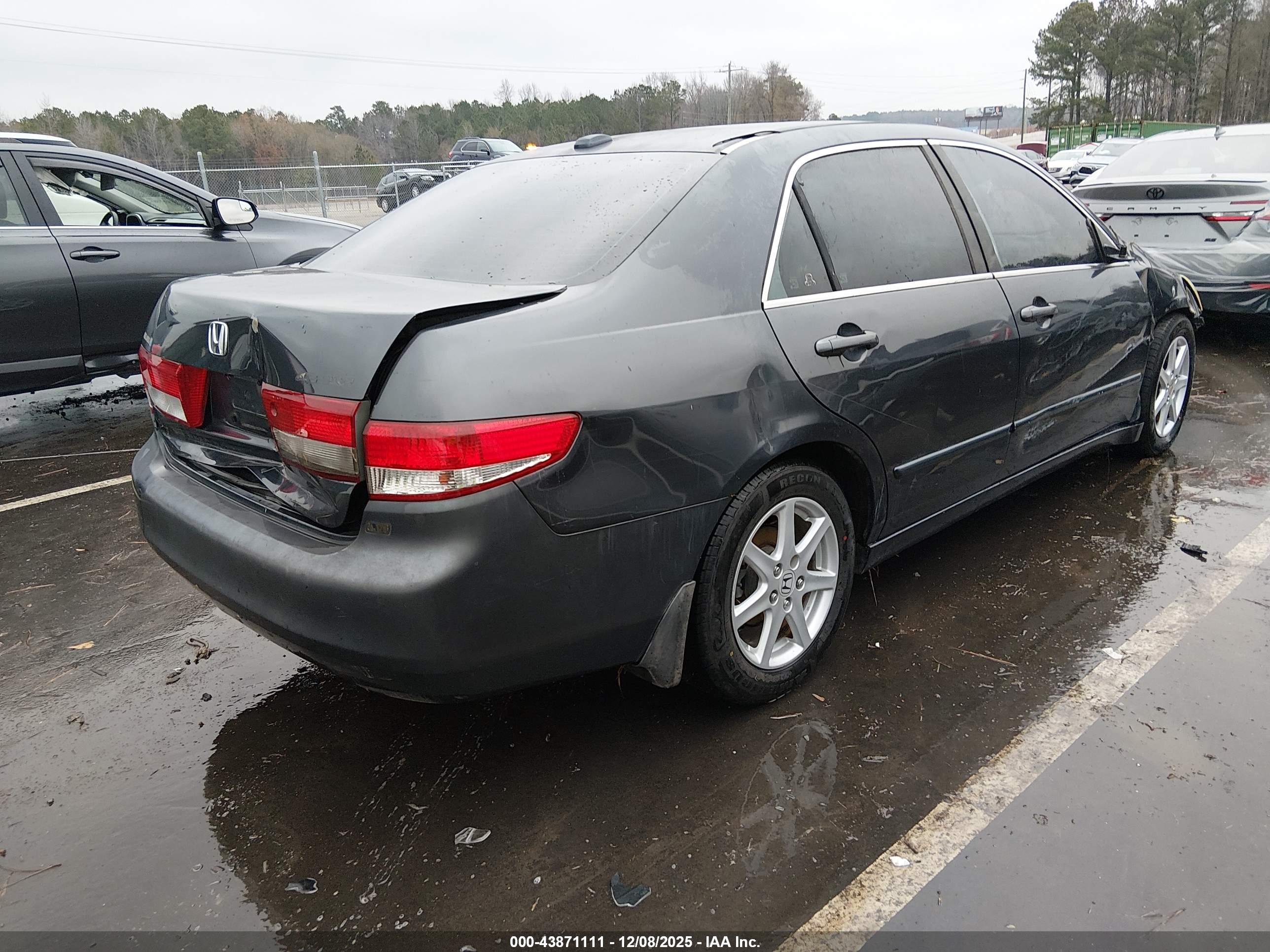 HONDA ACCORD image 4