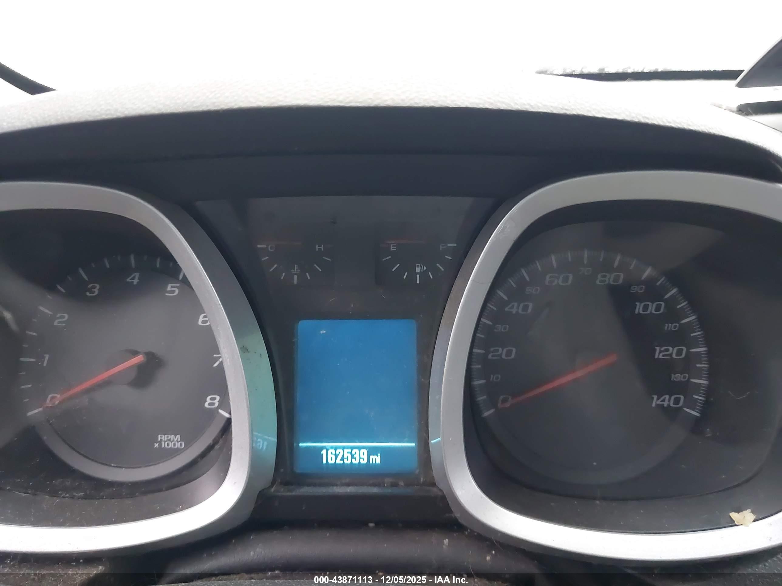 CHEVROLET EQUINOX image 7