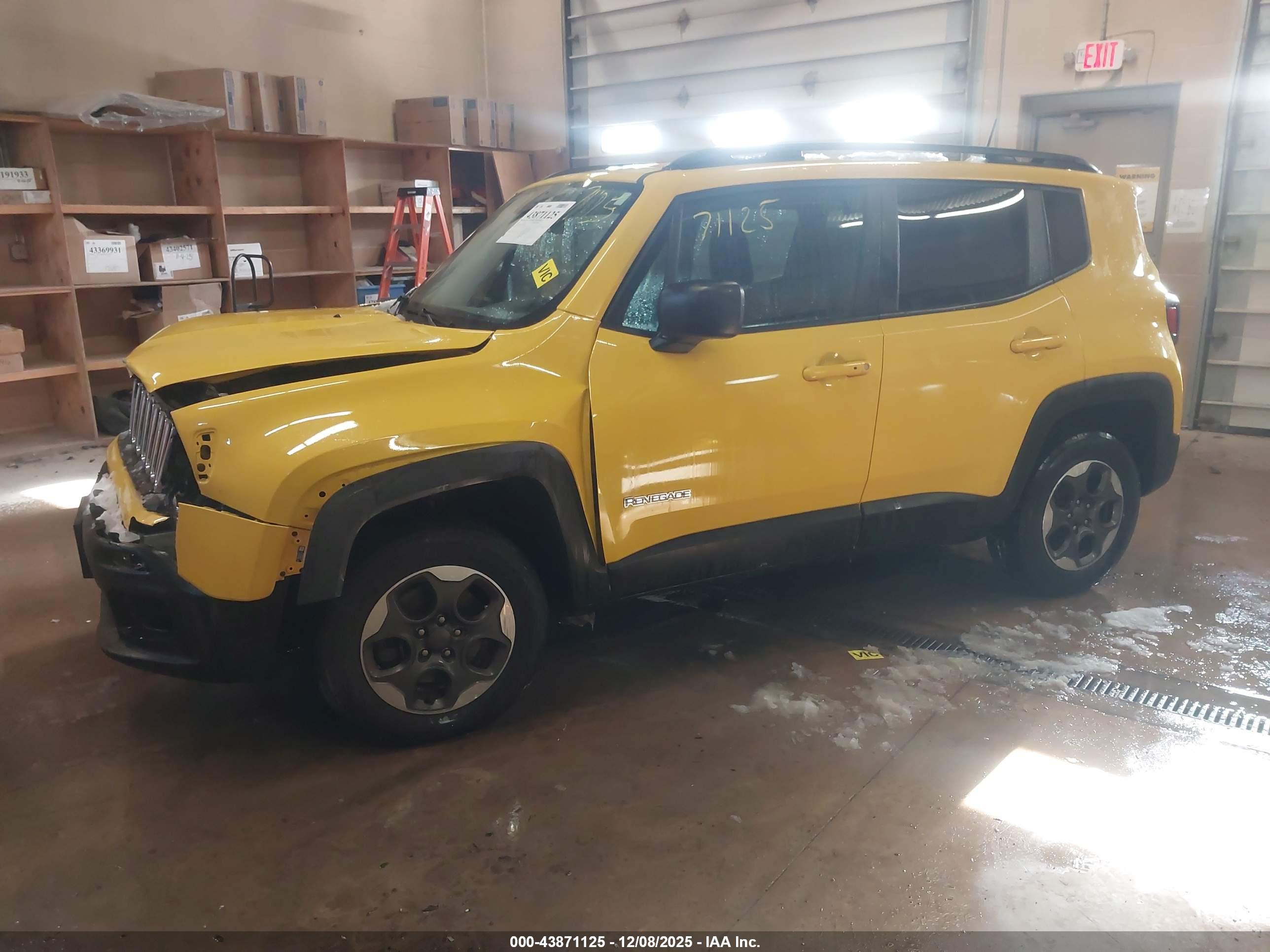 JEEP RENEGADE image 2