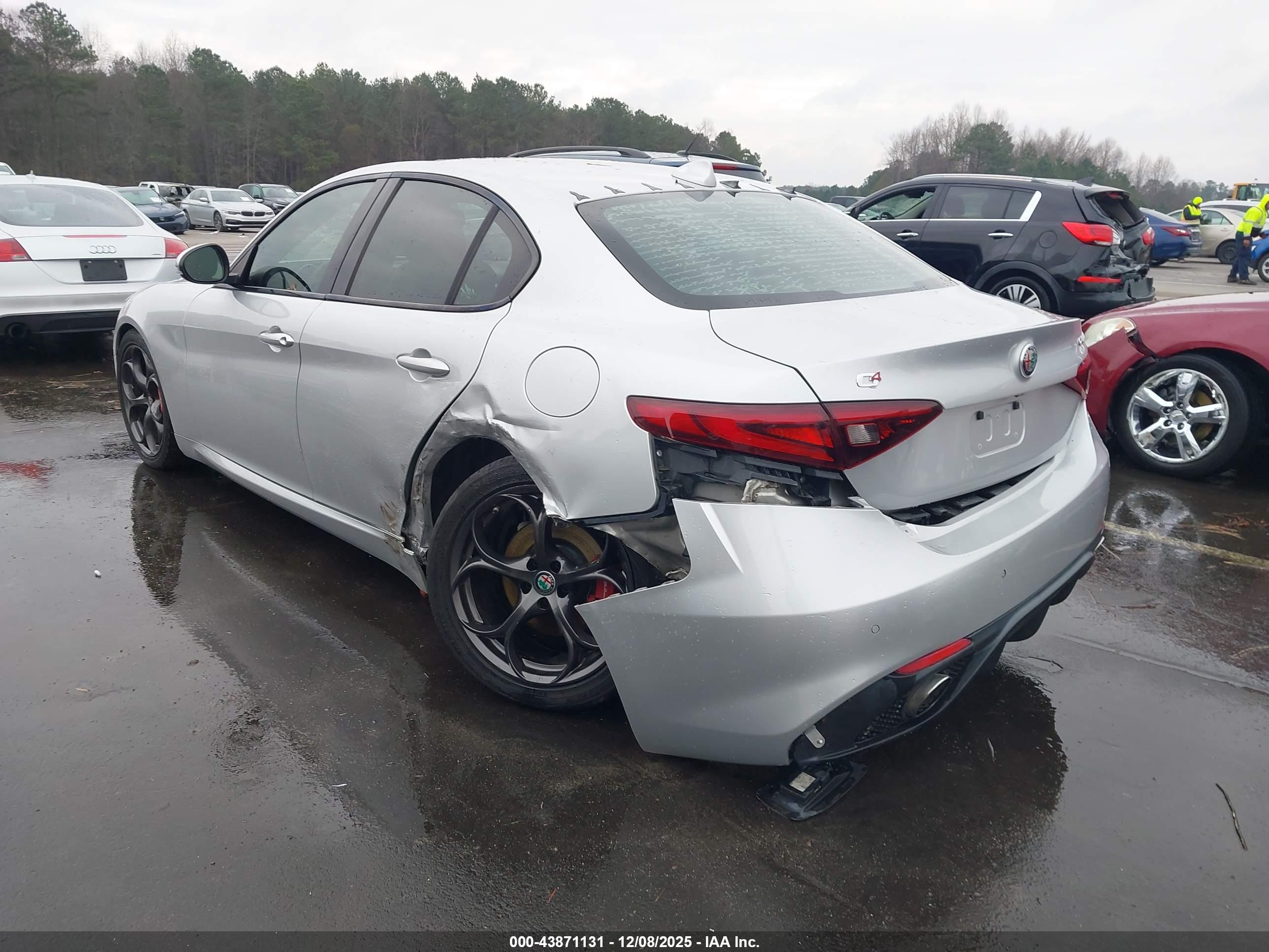 ALFA ROMEO image 3