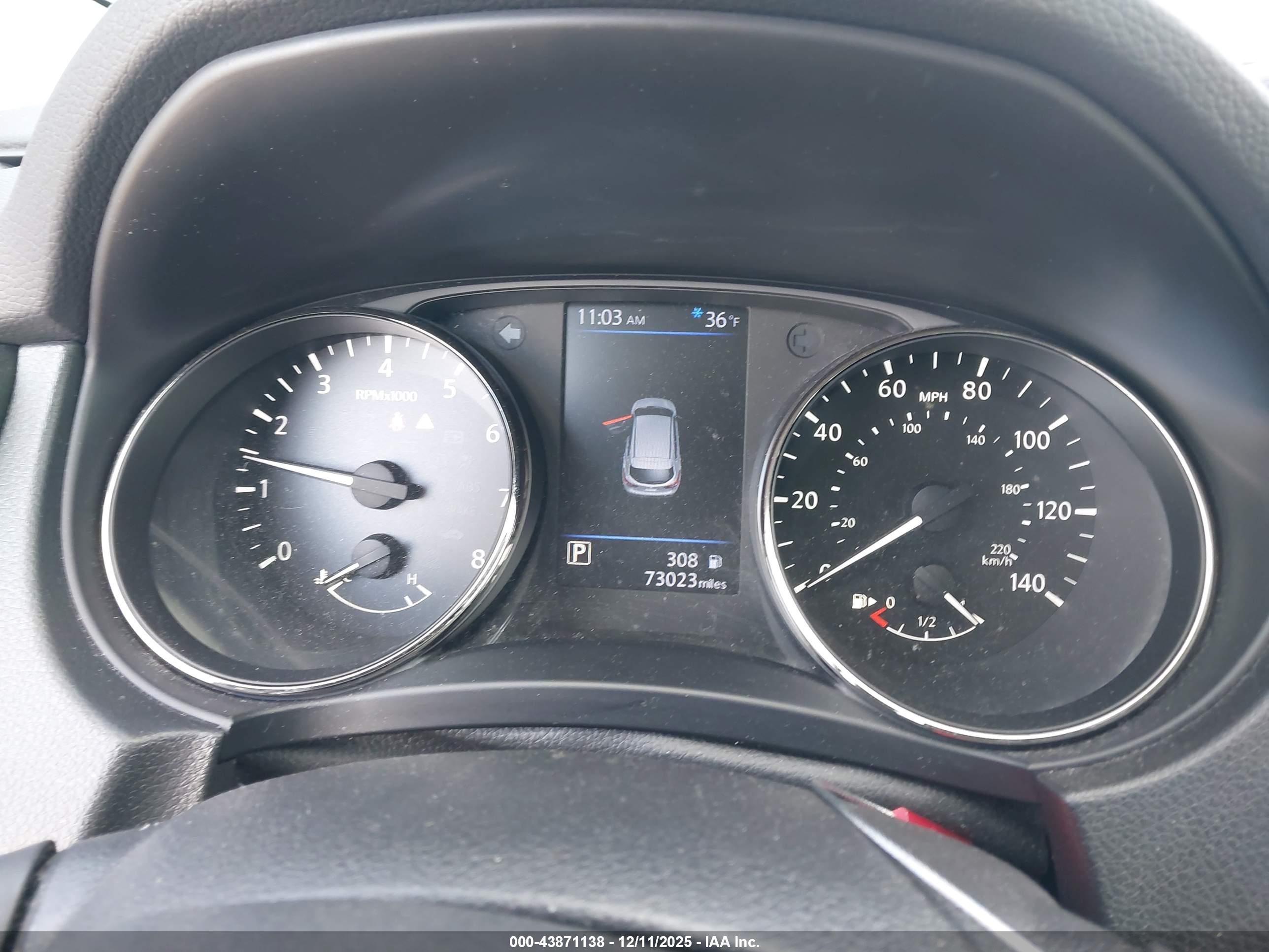 NISSAN ROGUE image 7