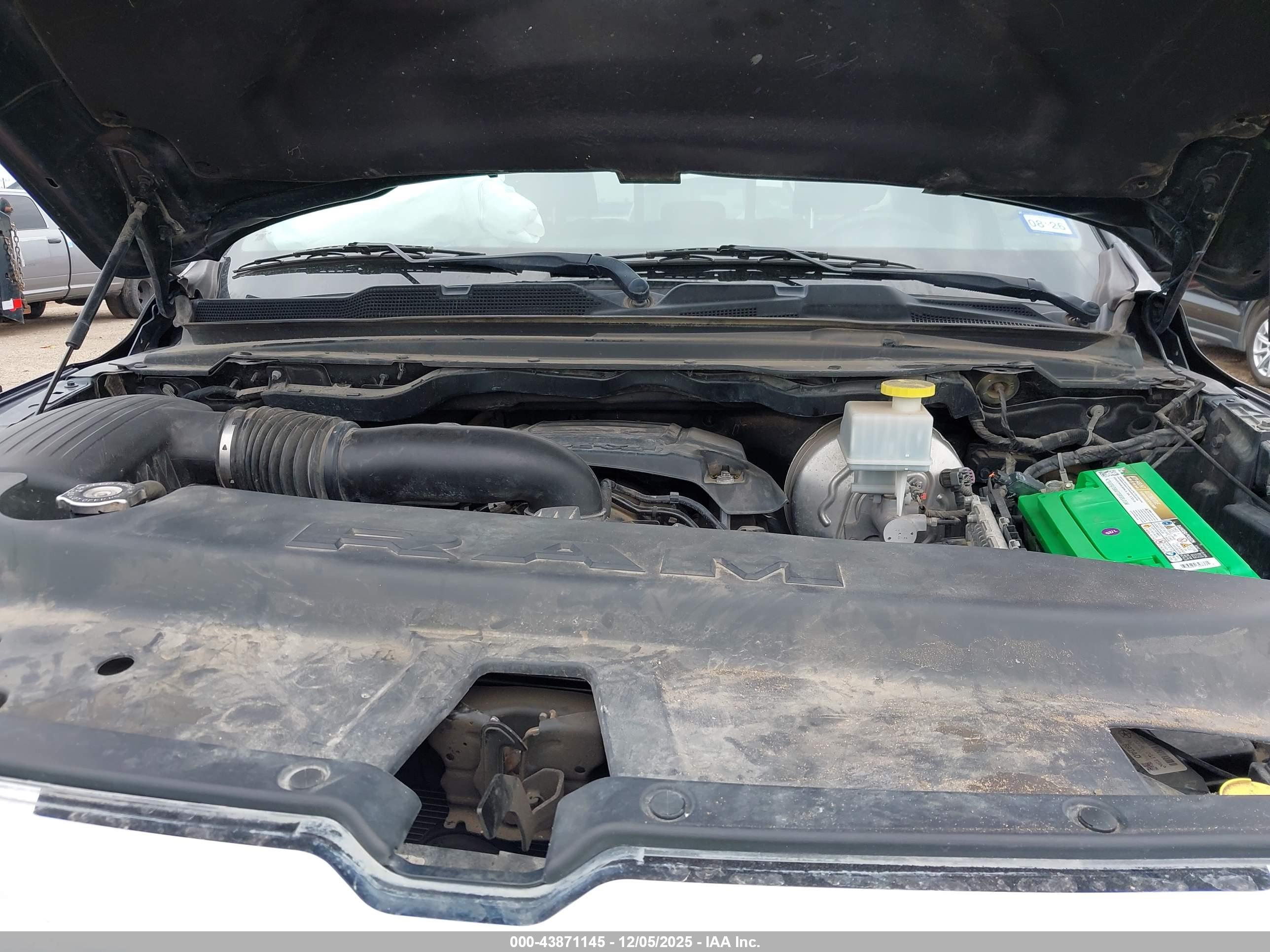 RAM 1500 image 10