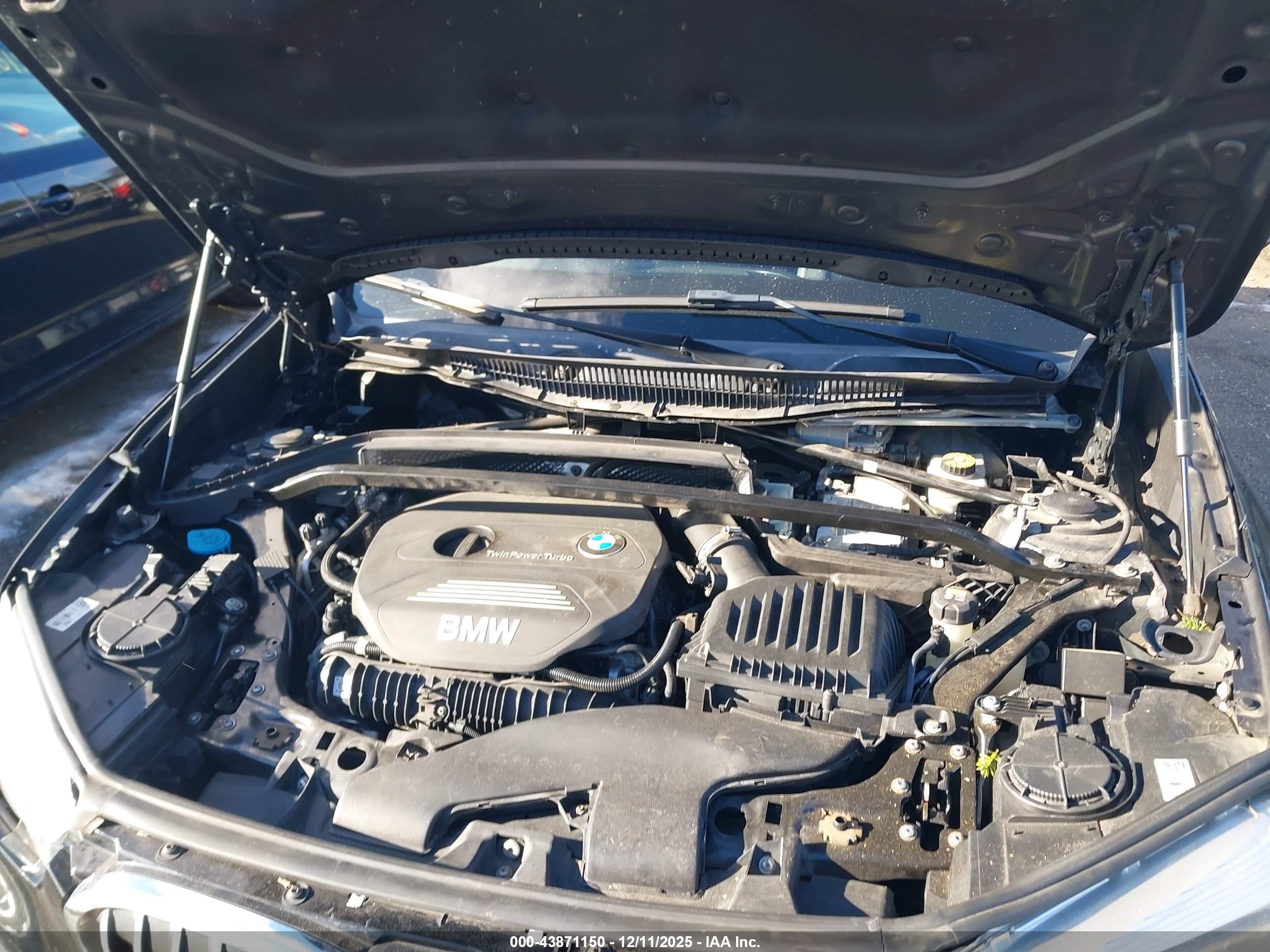 BMW X1 image 10
