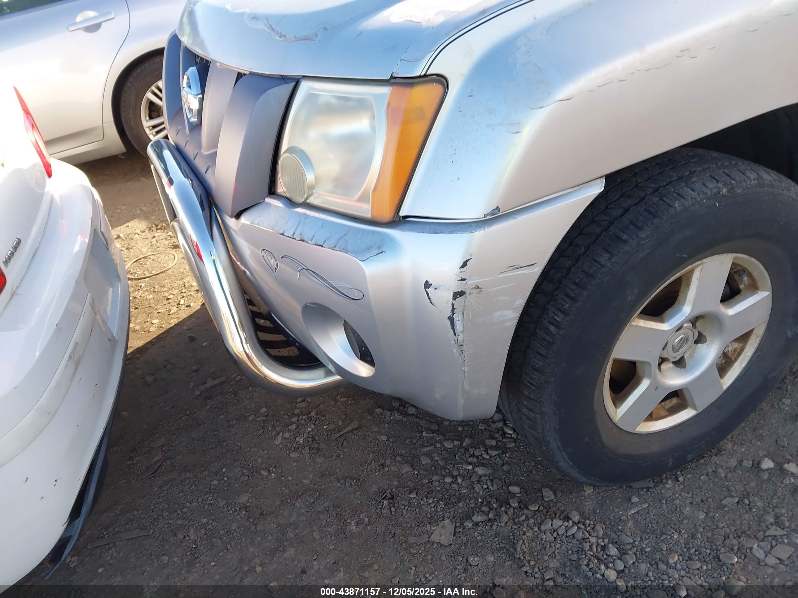 NISSAN XTERRA image 6