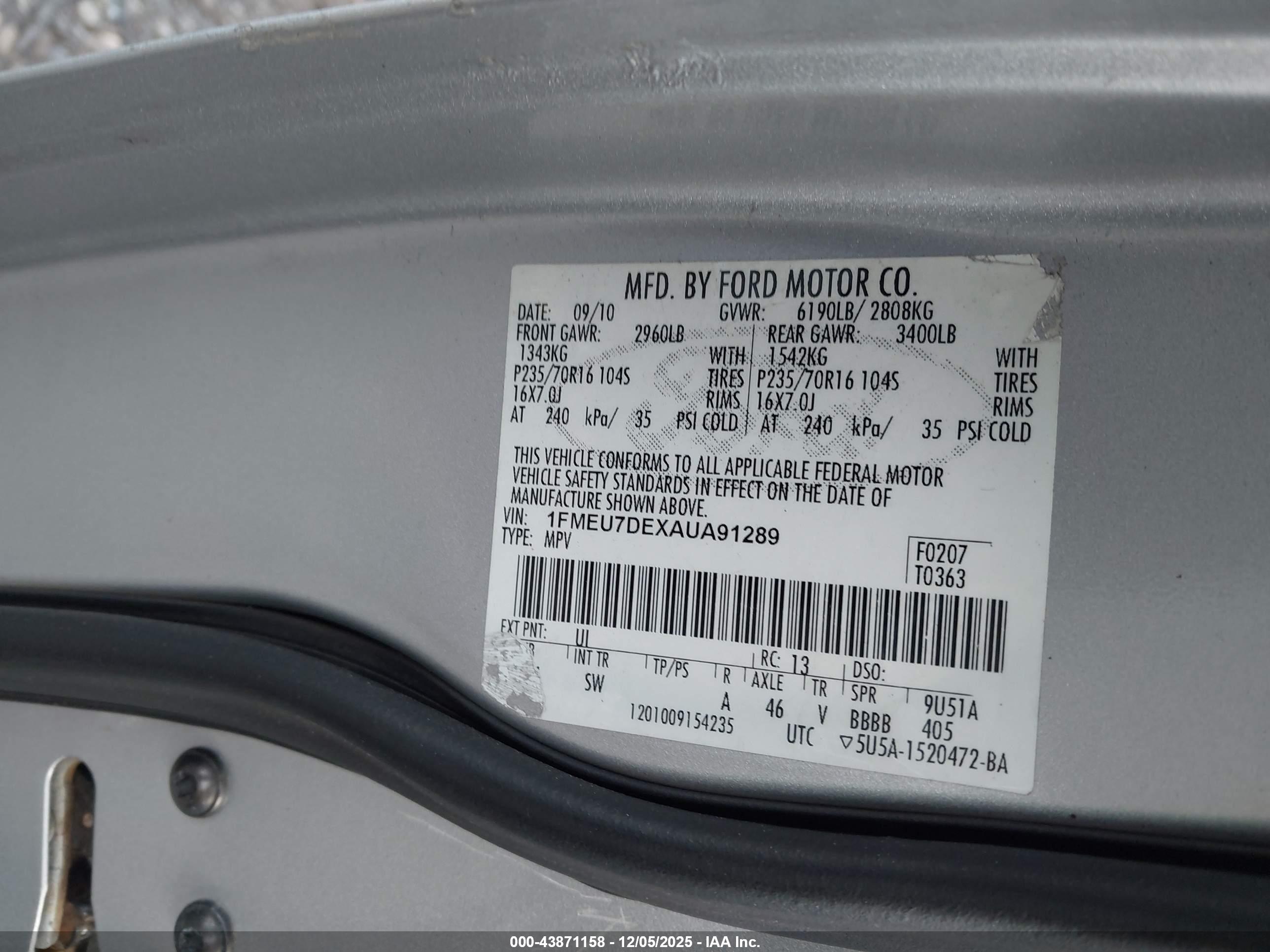 FORD EXPLORER image 9