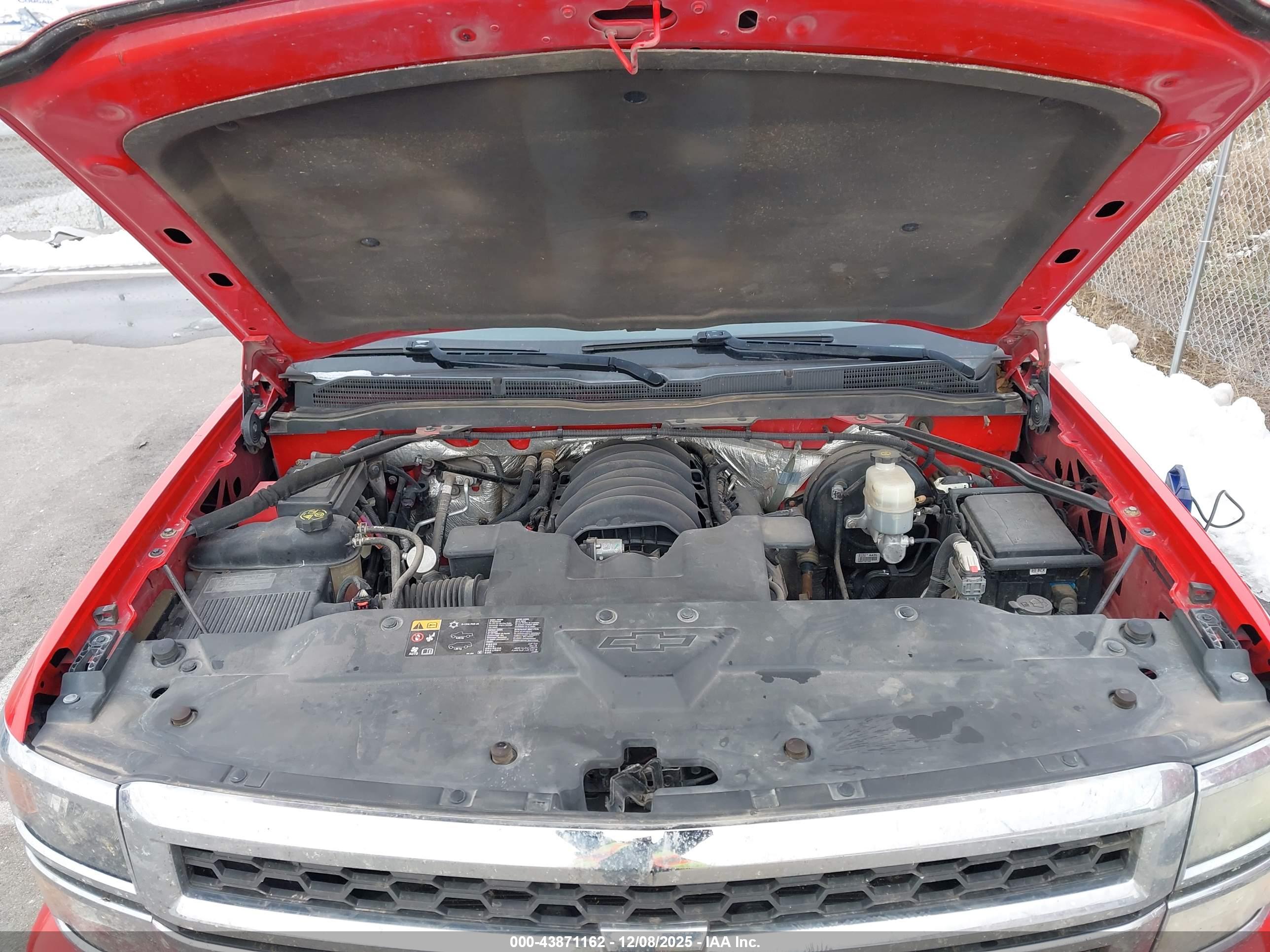 CHEVROLET SILVERADO image 10
