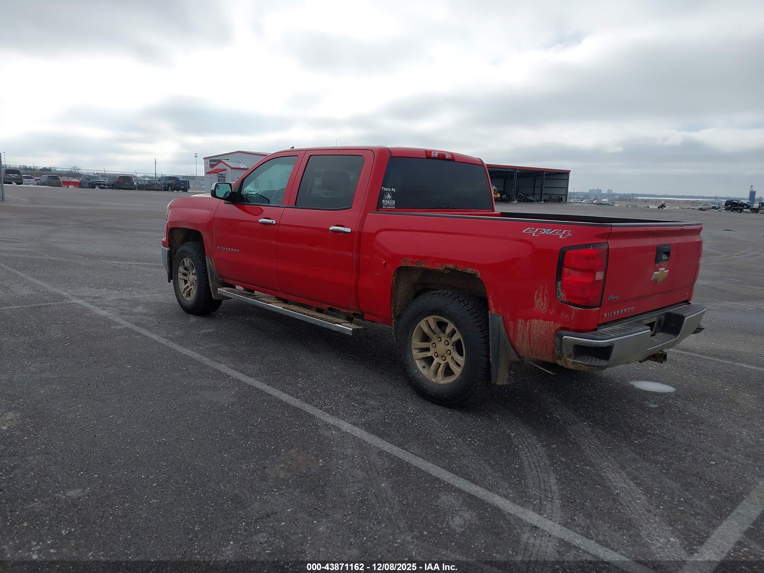 CHEVROLET SILVERADO image 3