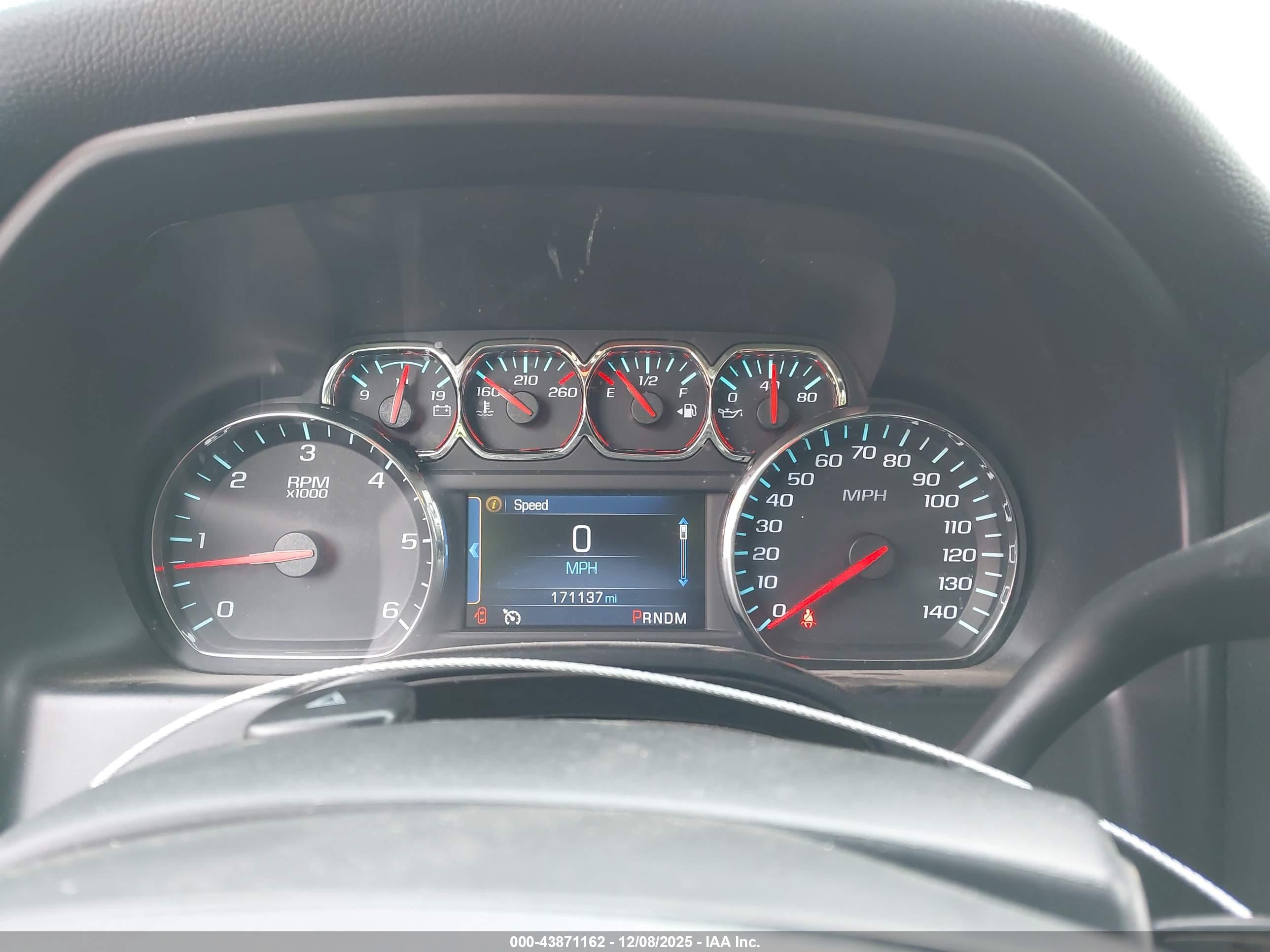 CHEVROLET SILVERADO image 7
