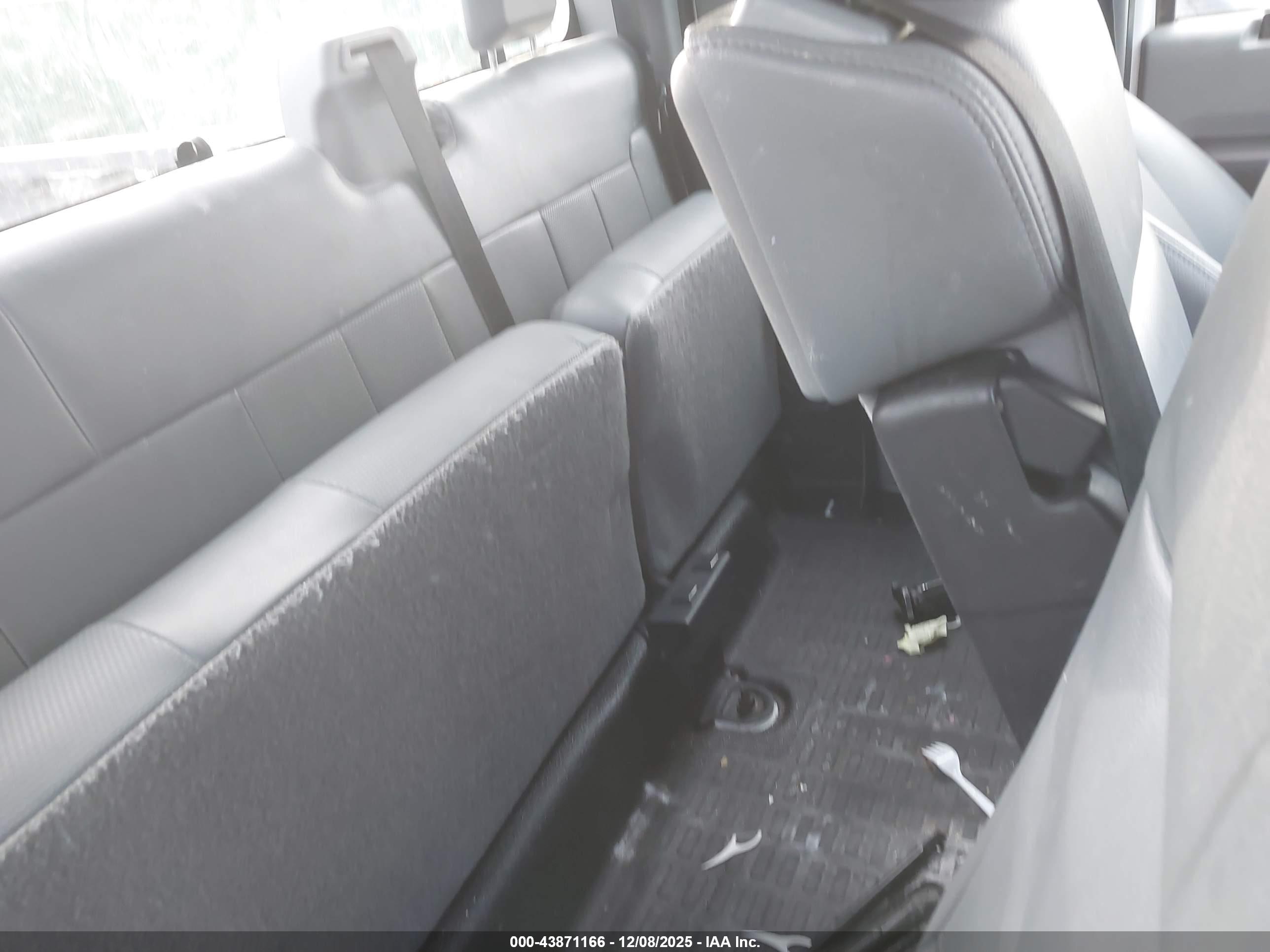 FORD F-250 image 8