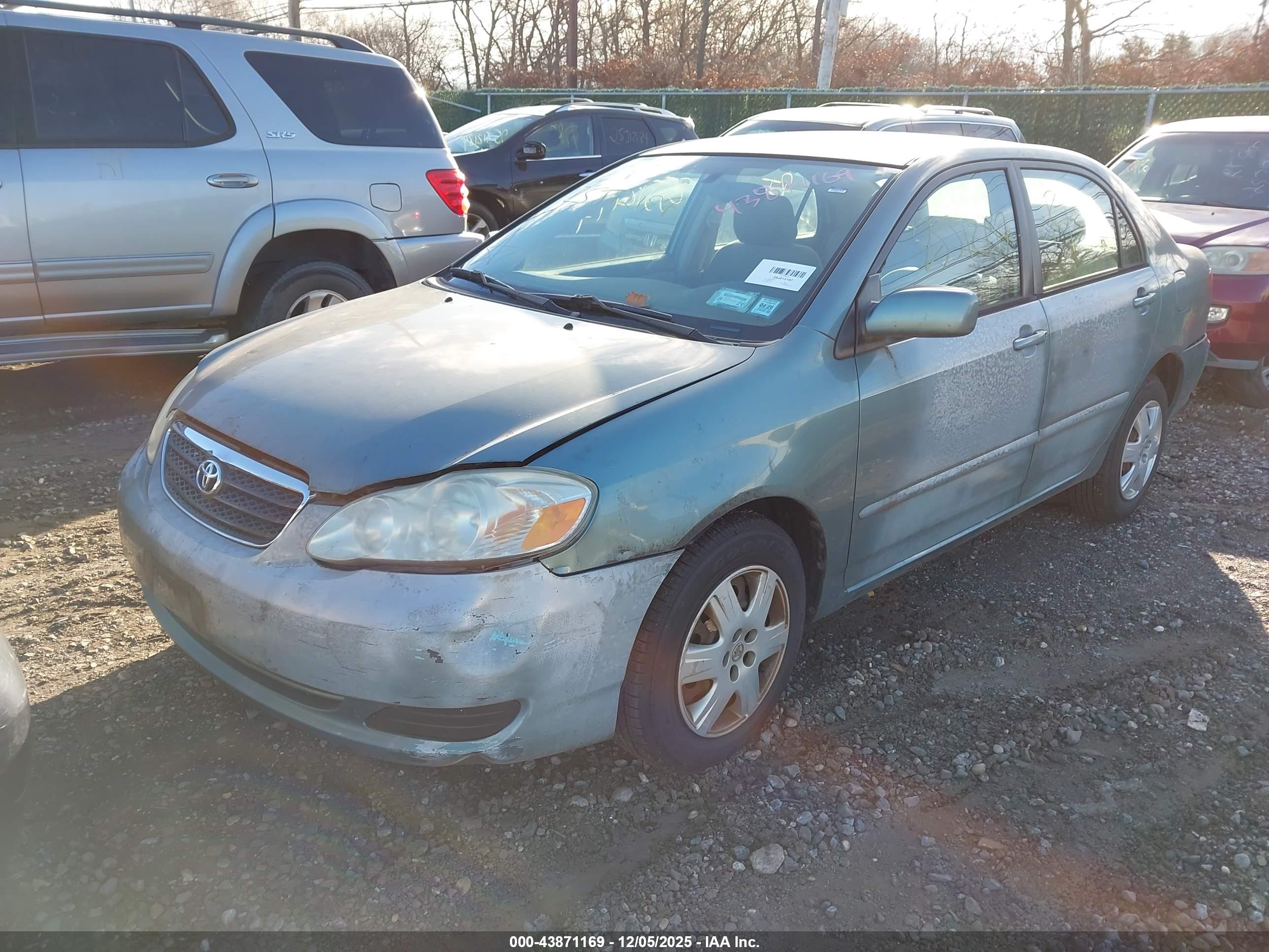TOYOTA COROLLA image 2