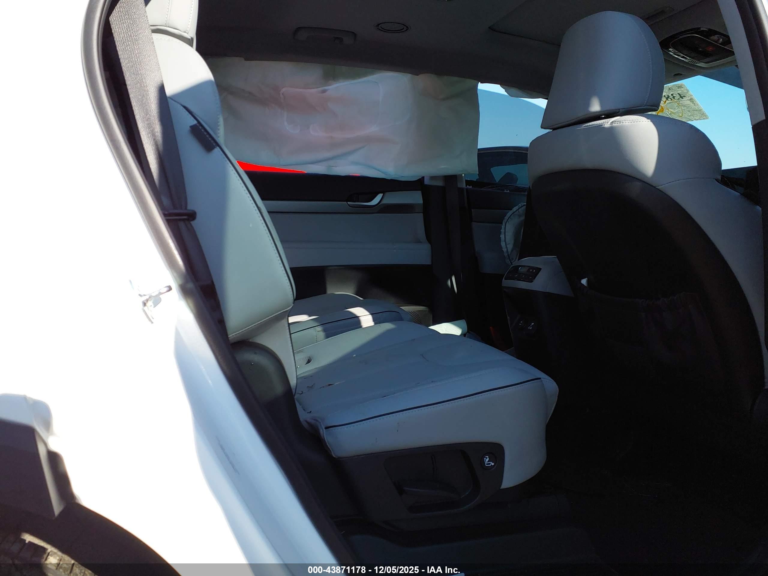 HYUNDAI PALISADE image 8