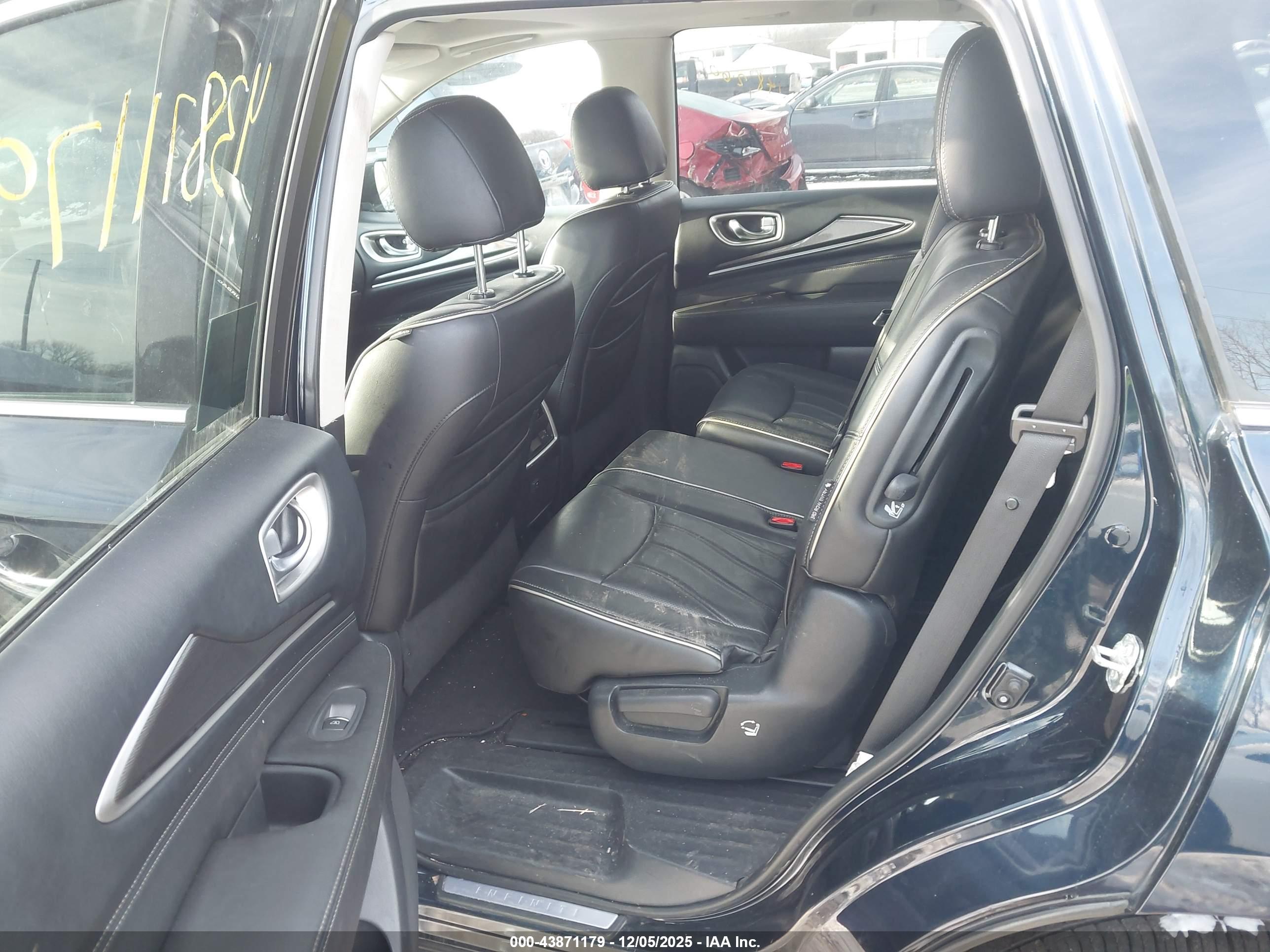 INFINITI QX60 image 8
