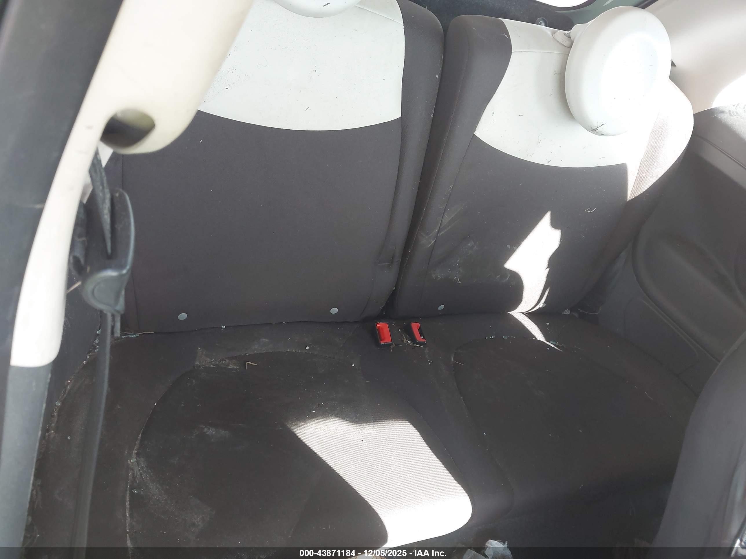 FIAT 500 image 8
