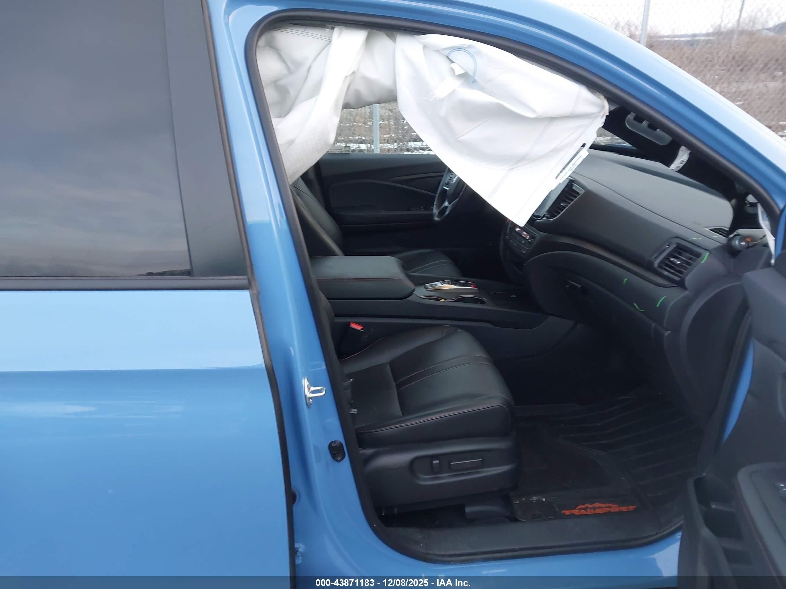 HONDA RIDGELINE image 5