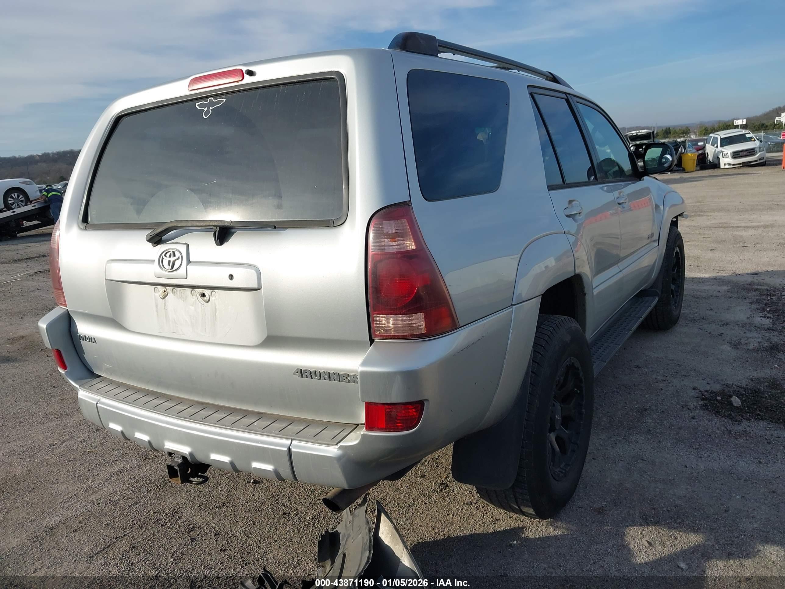 TOYOTA 4RUNNER image 4