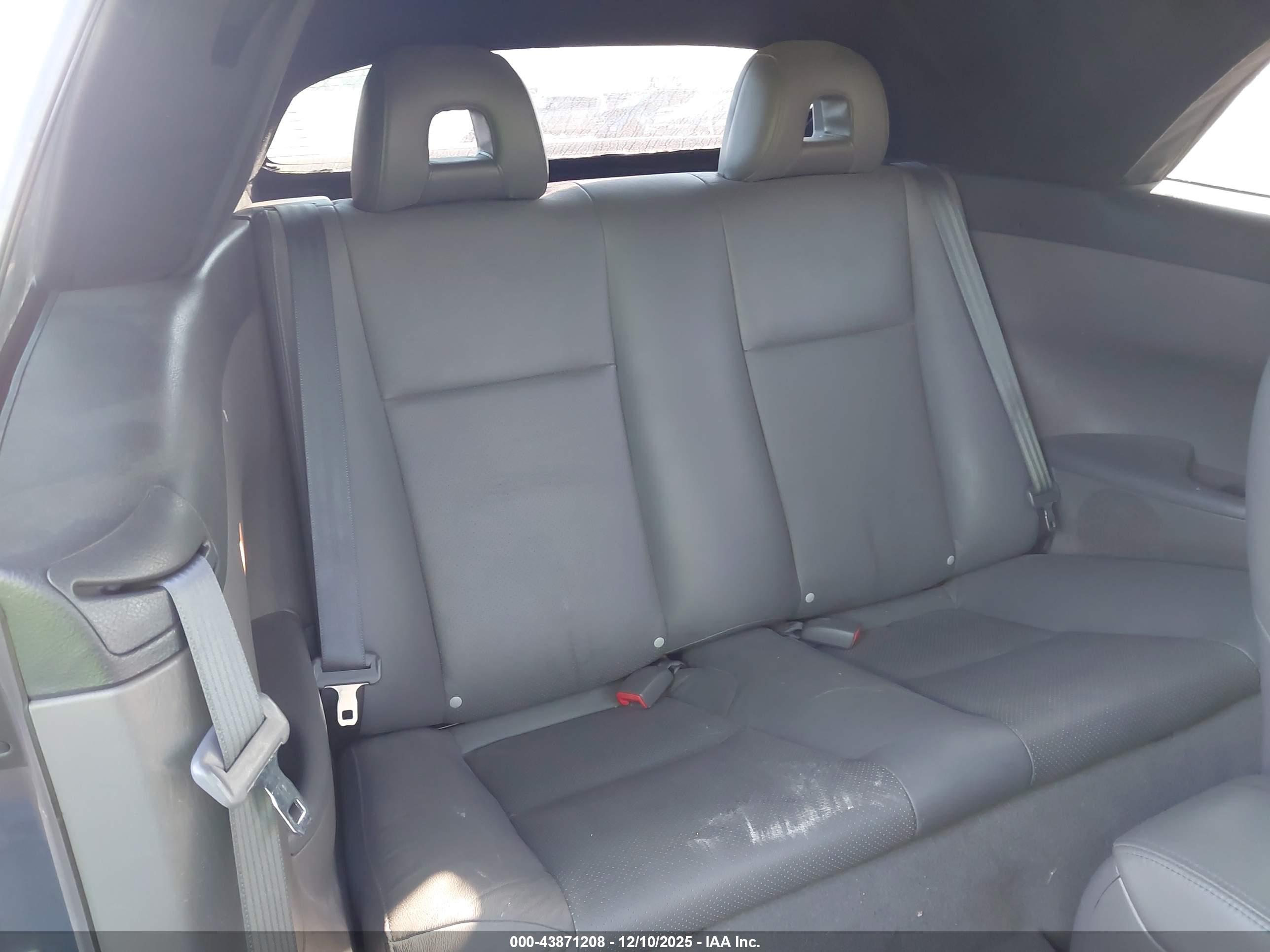 TOYOTA CAMRY image 8