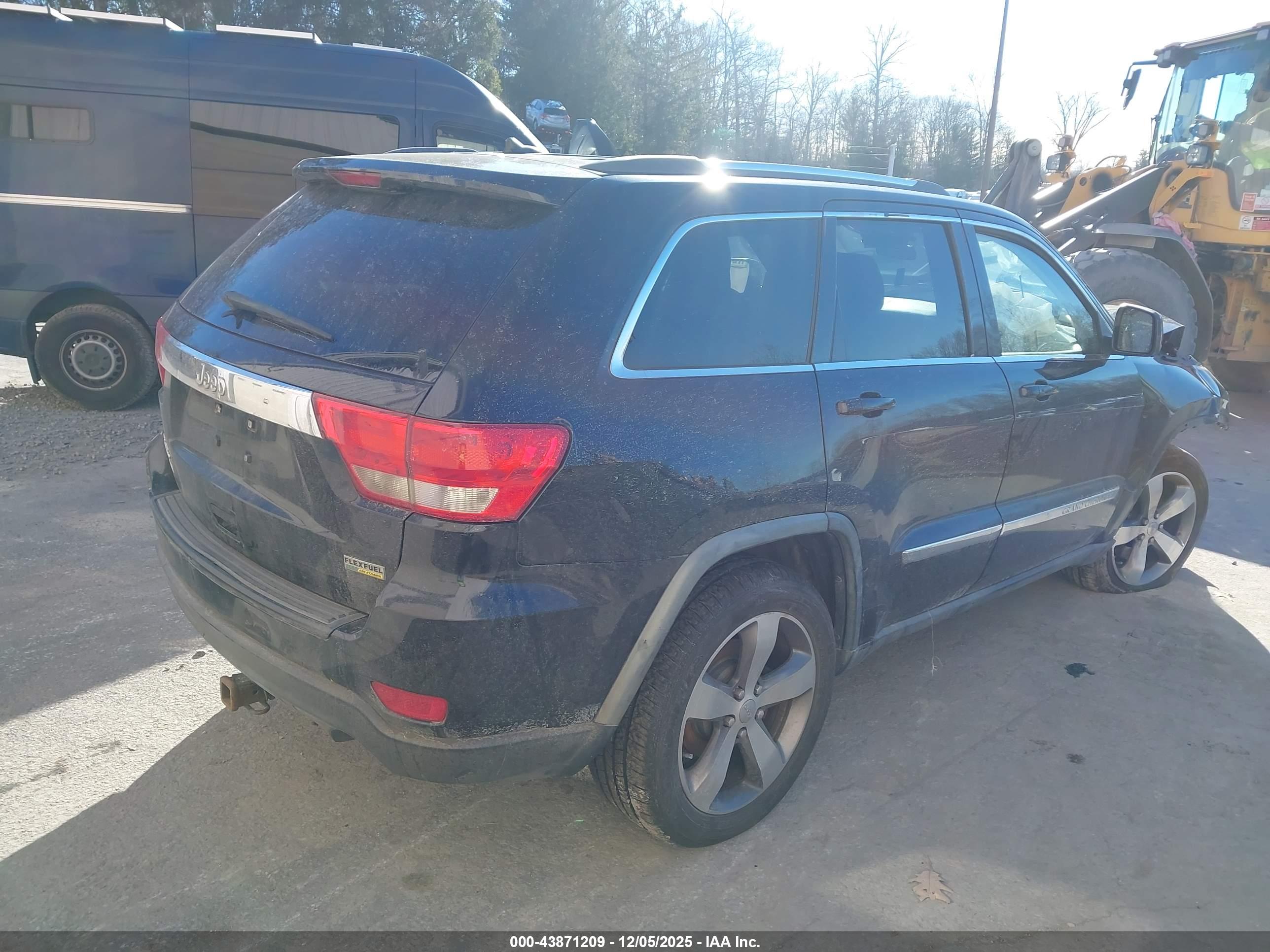 JEEP GRAND image 4