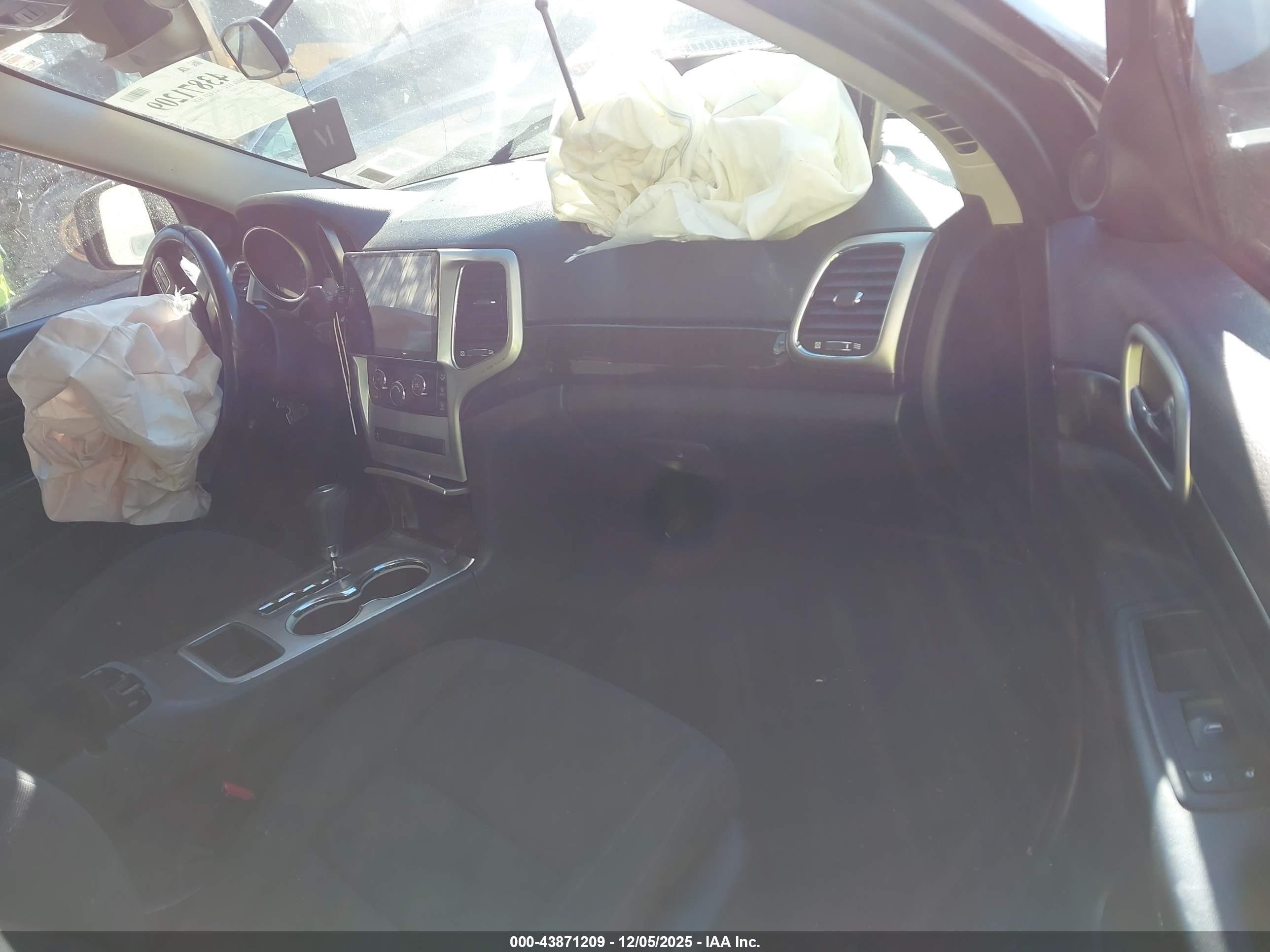 JEEP GRAND image 5