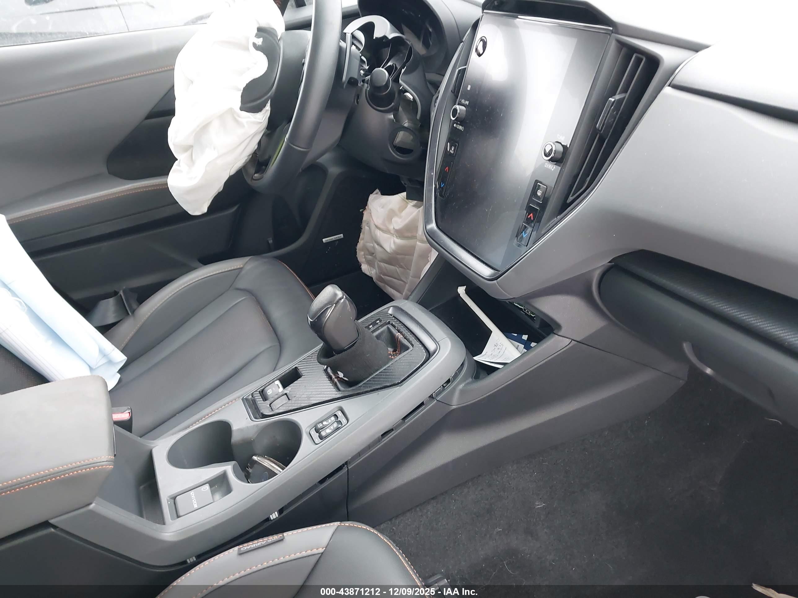 SUBARU CROSSTREK image 5