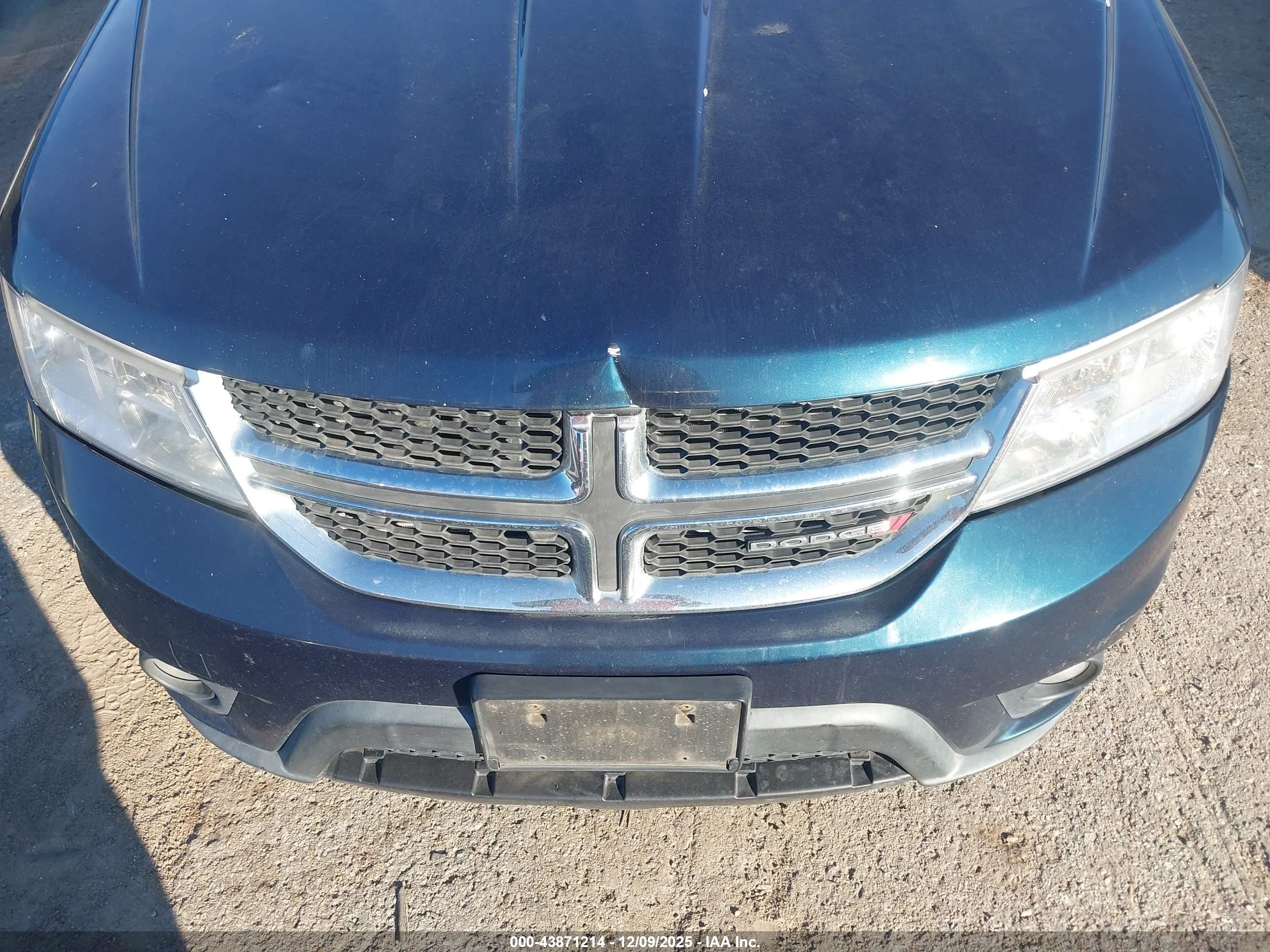 DODGE JOURNEY image 6
