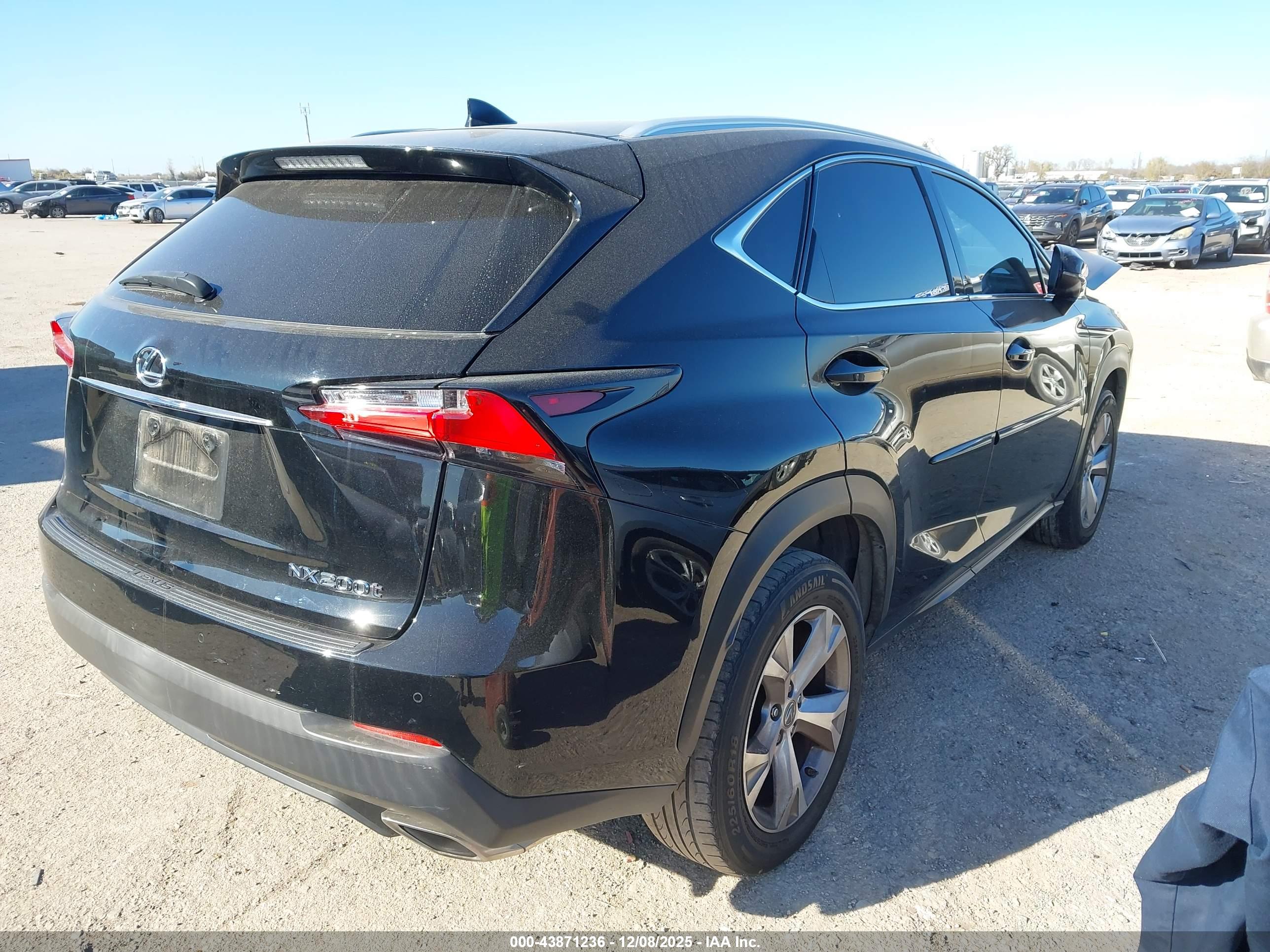 LEXUS NX image 4