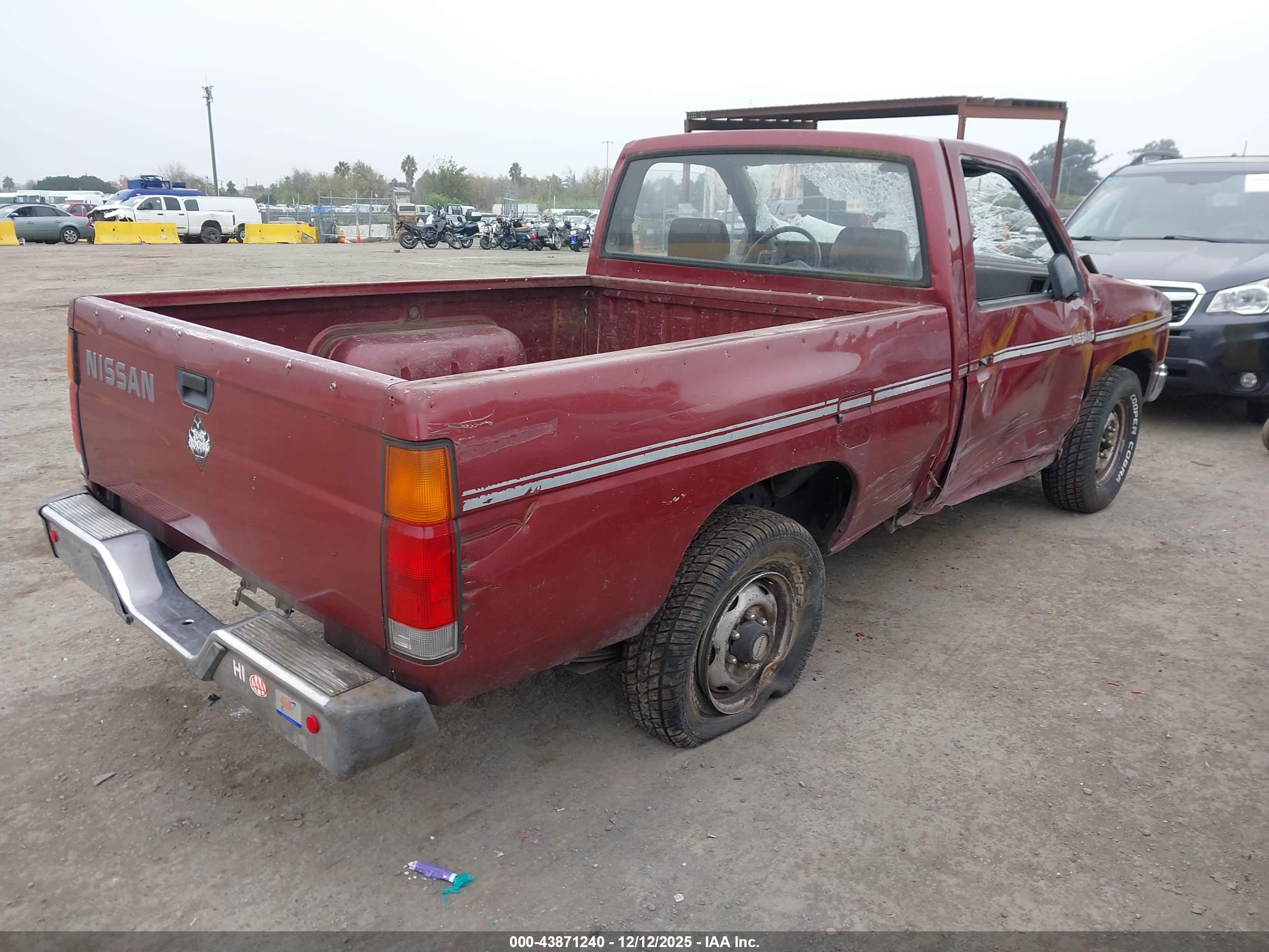 NISSAN D21 image 4