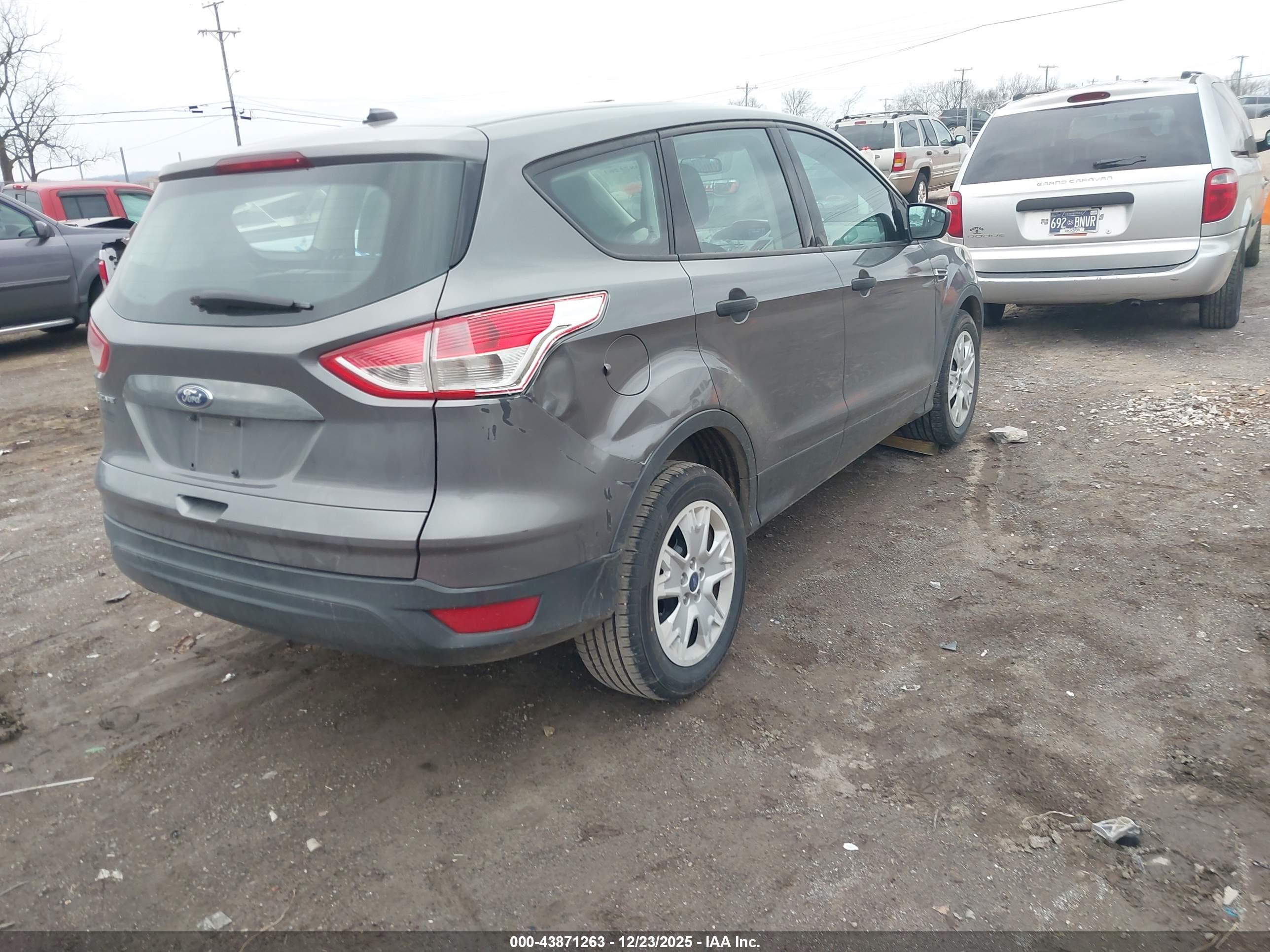 FORD ESCAPE image 4