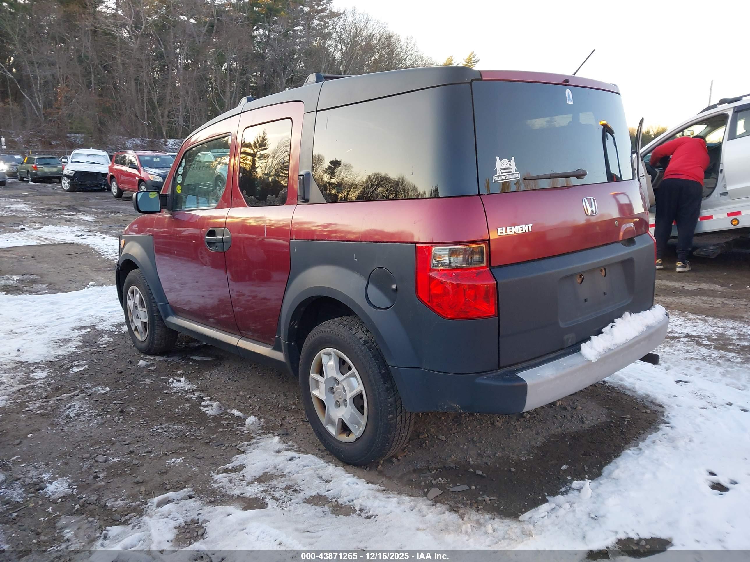 HONDA ELEMENT image 3