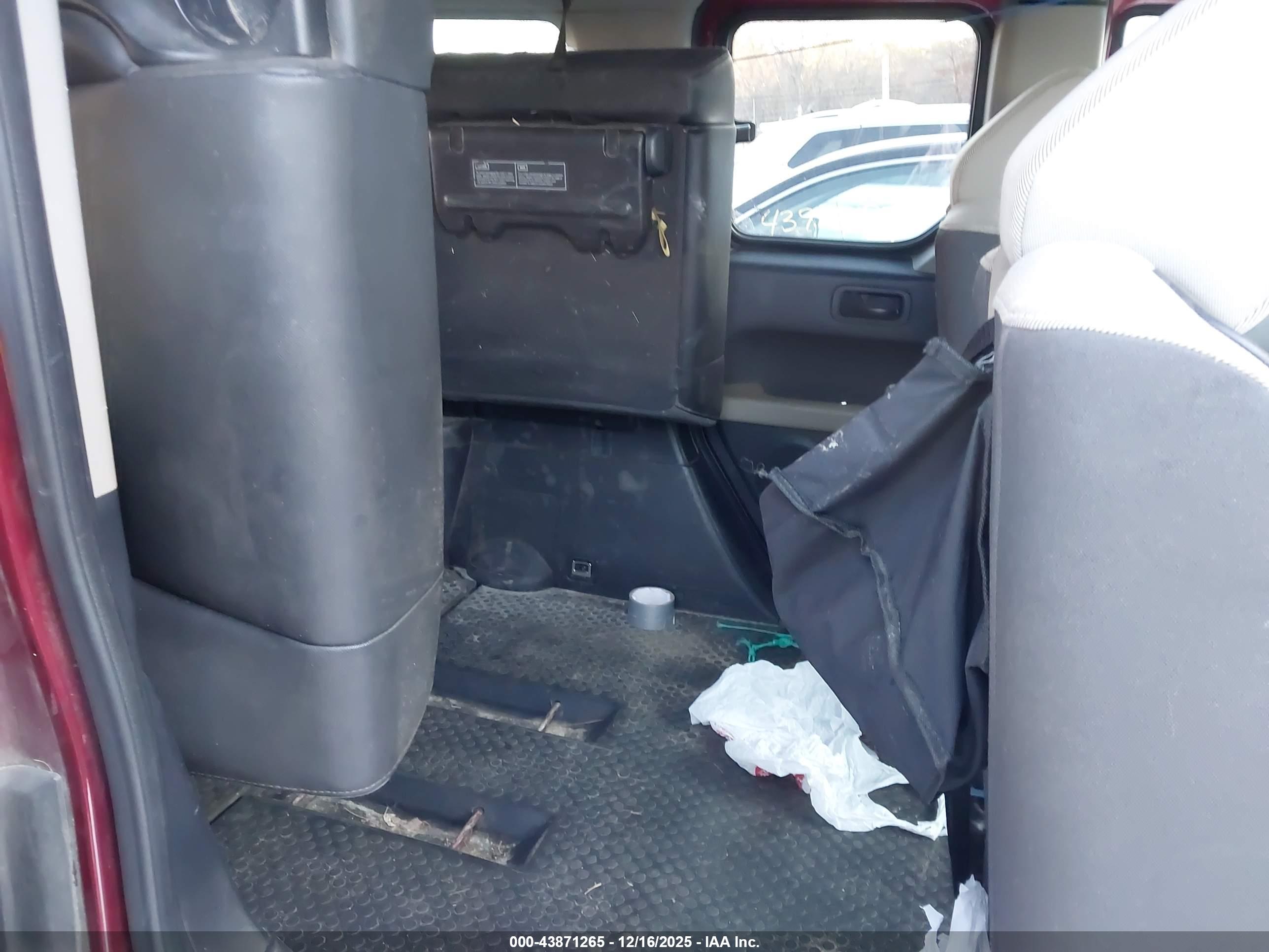 HONDA ELEMENT image 8