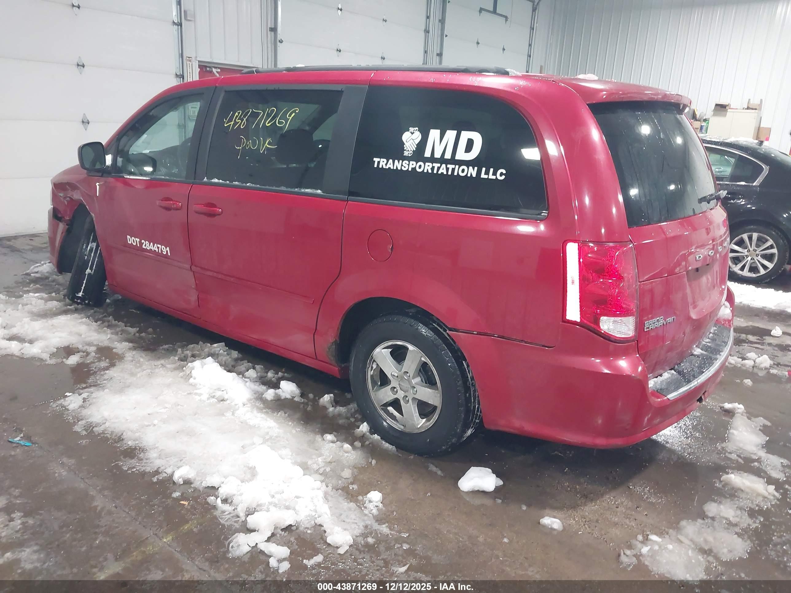 DODGE GRAND image 3