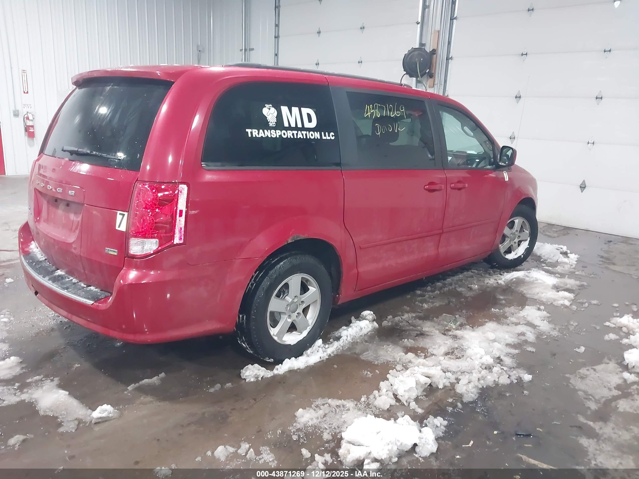 DODGE GRAND image 4