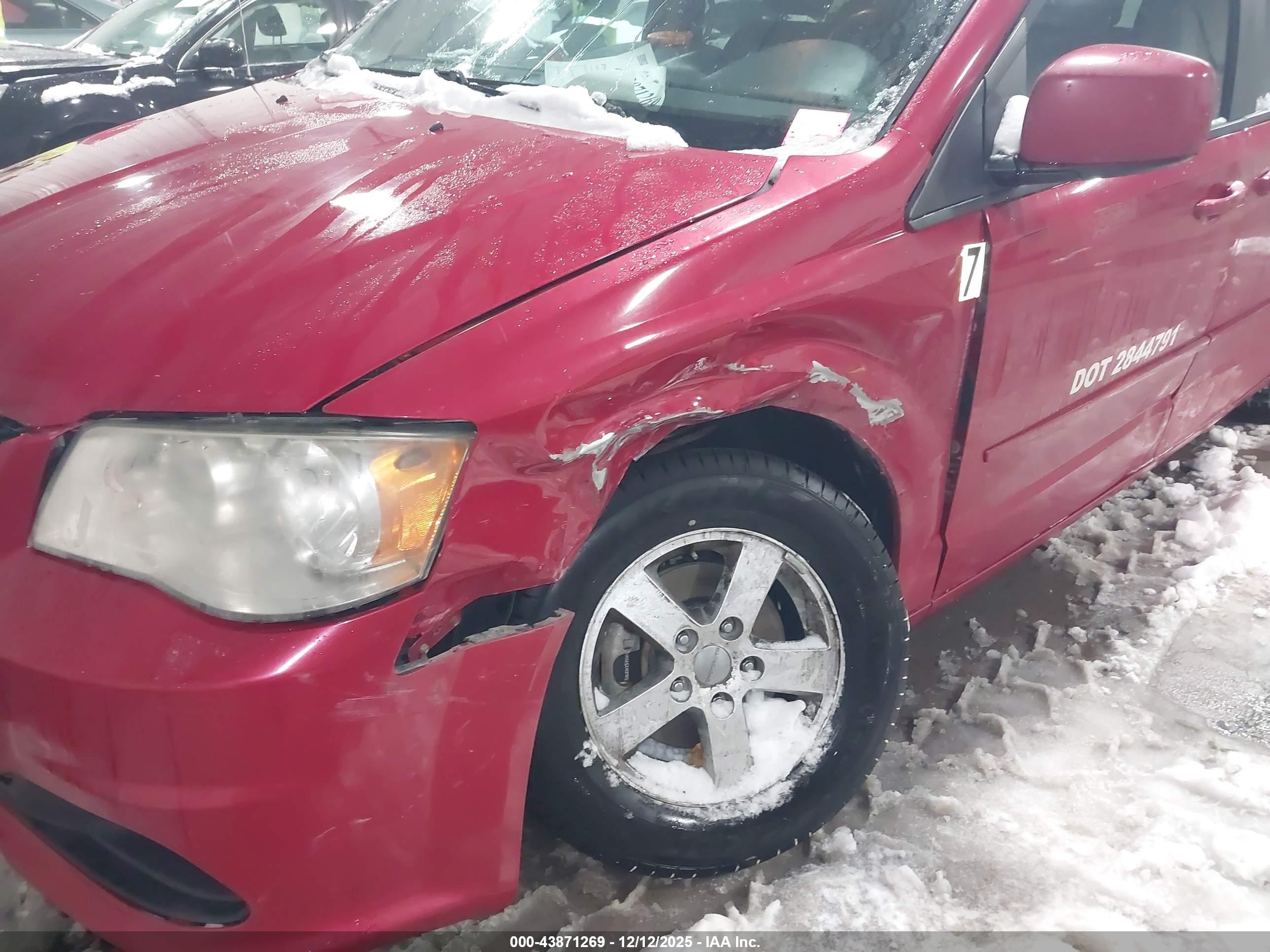DODGE GRAND image 6