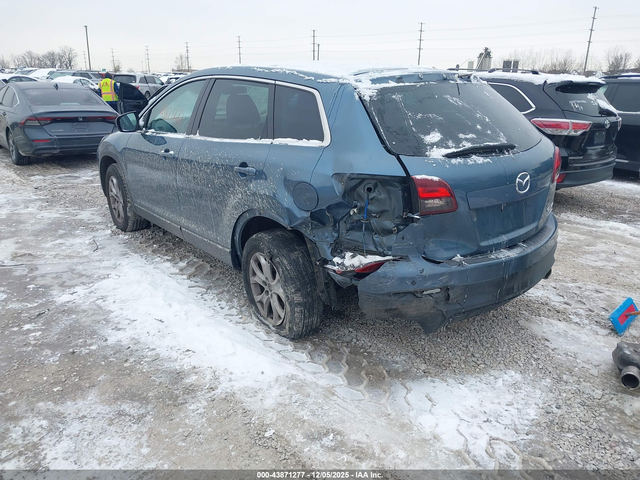 MAZDA CX-9 image 3