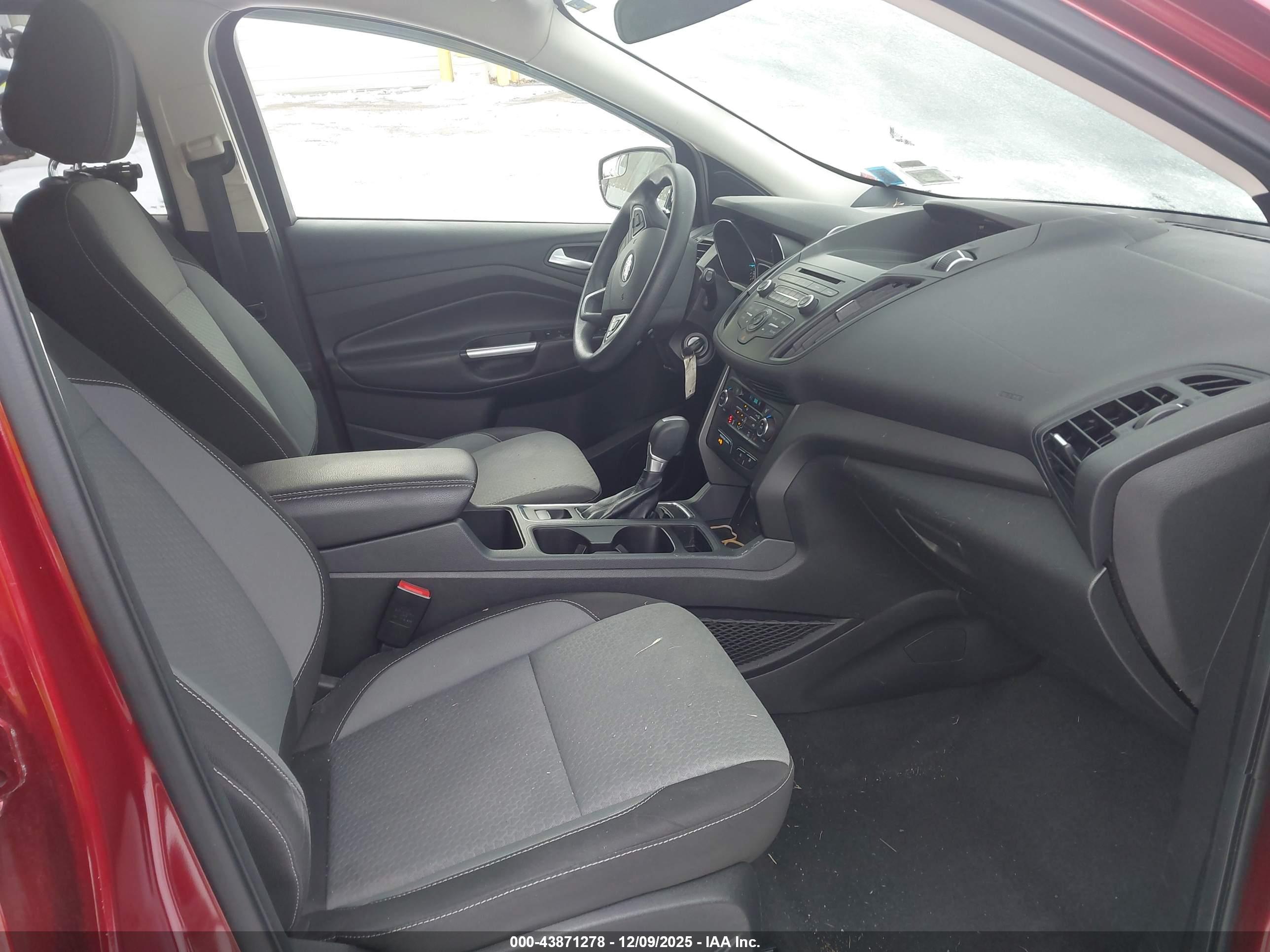 FORD ESCAPE image 5