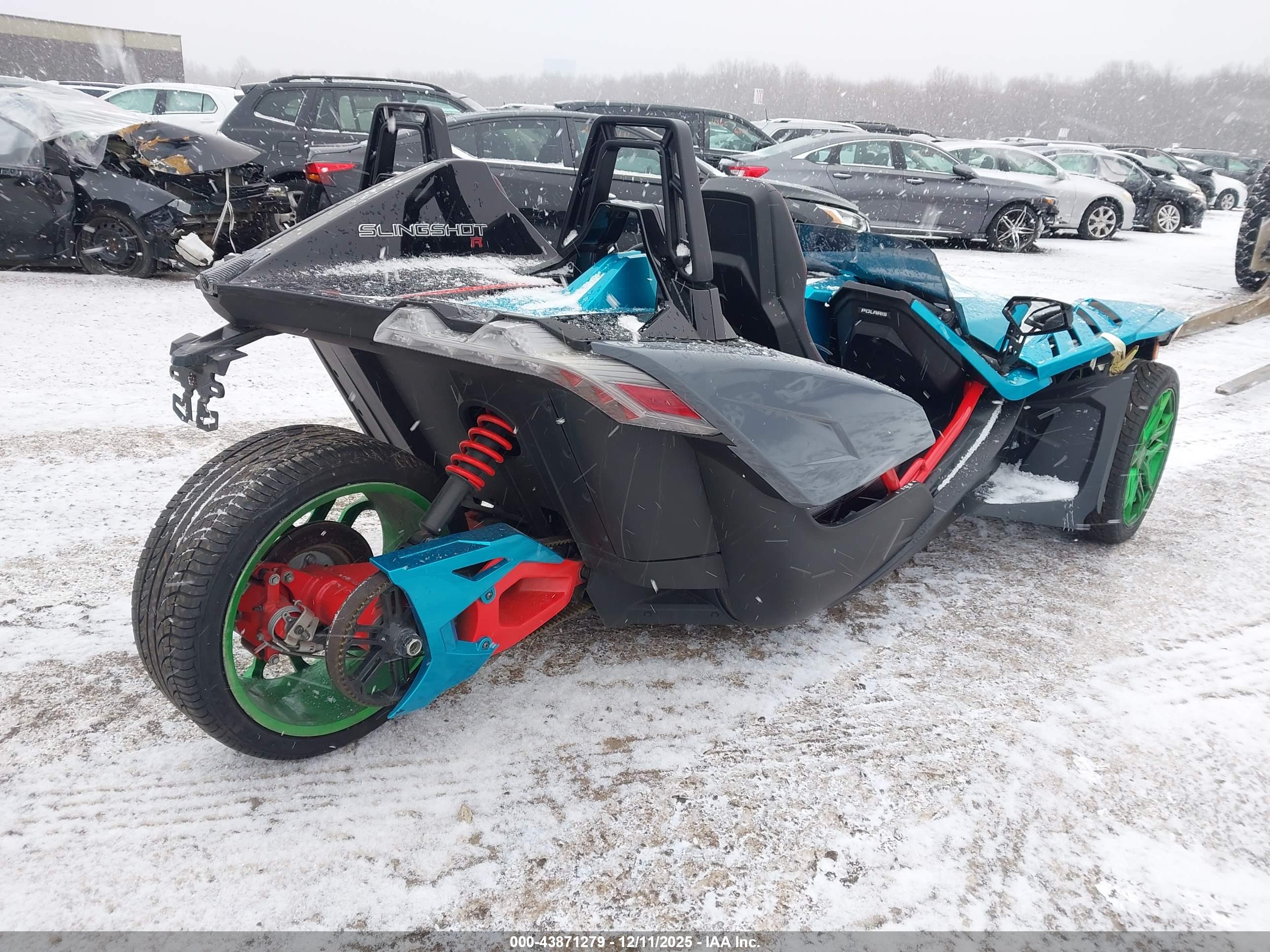 POLARIS SLINGSHOT image 4