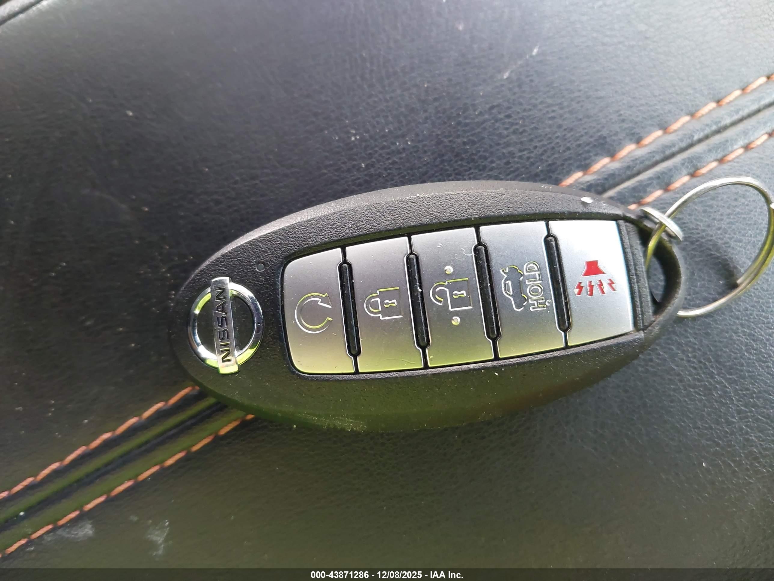 NISSAN ALTIMA image 11