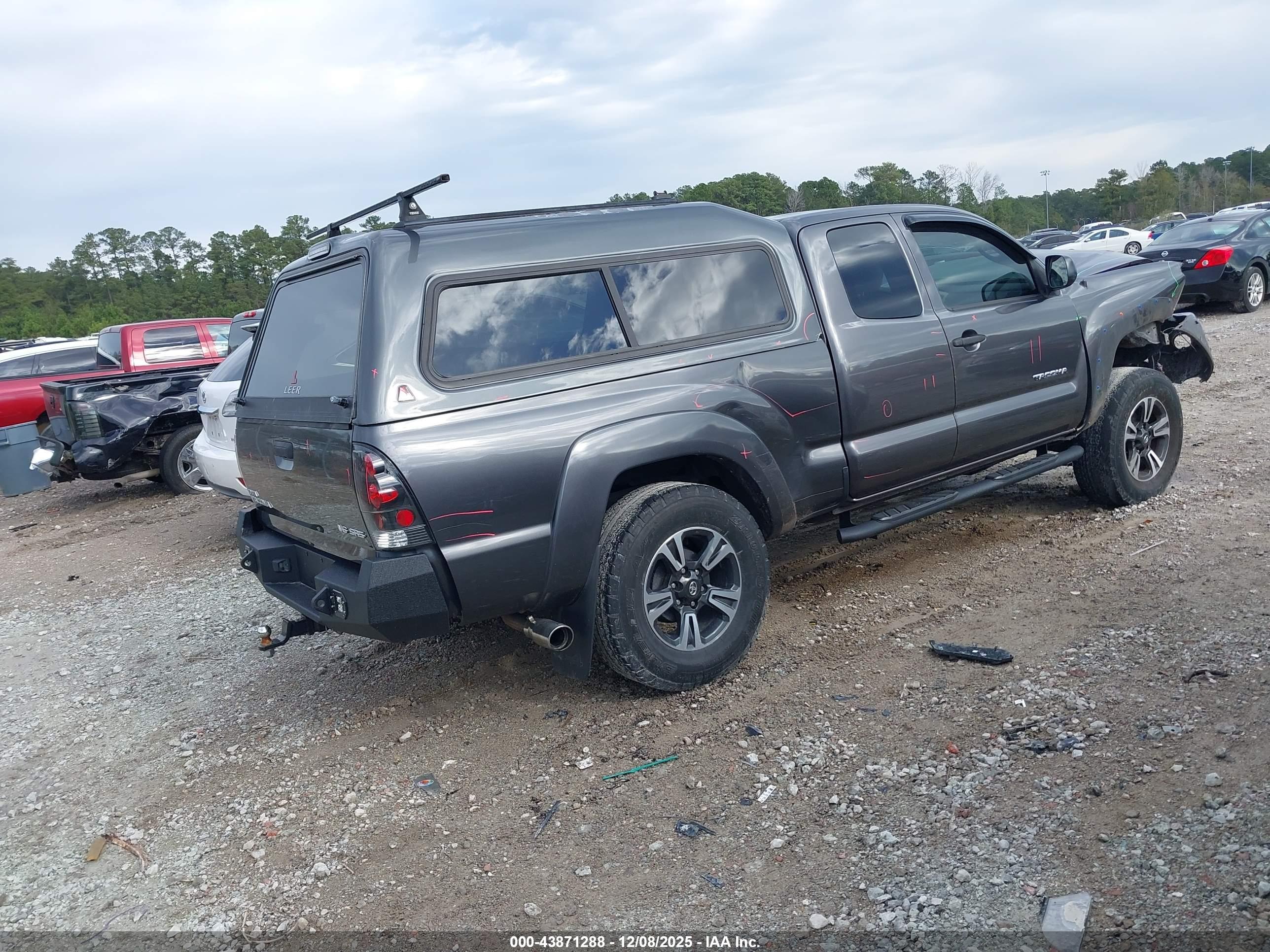 TOYOTA TACOMA image 4