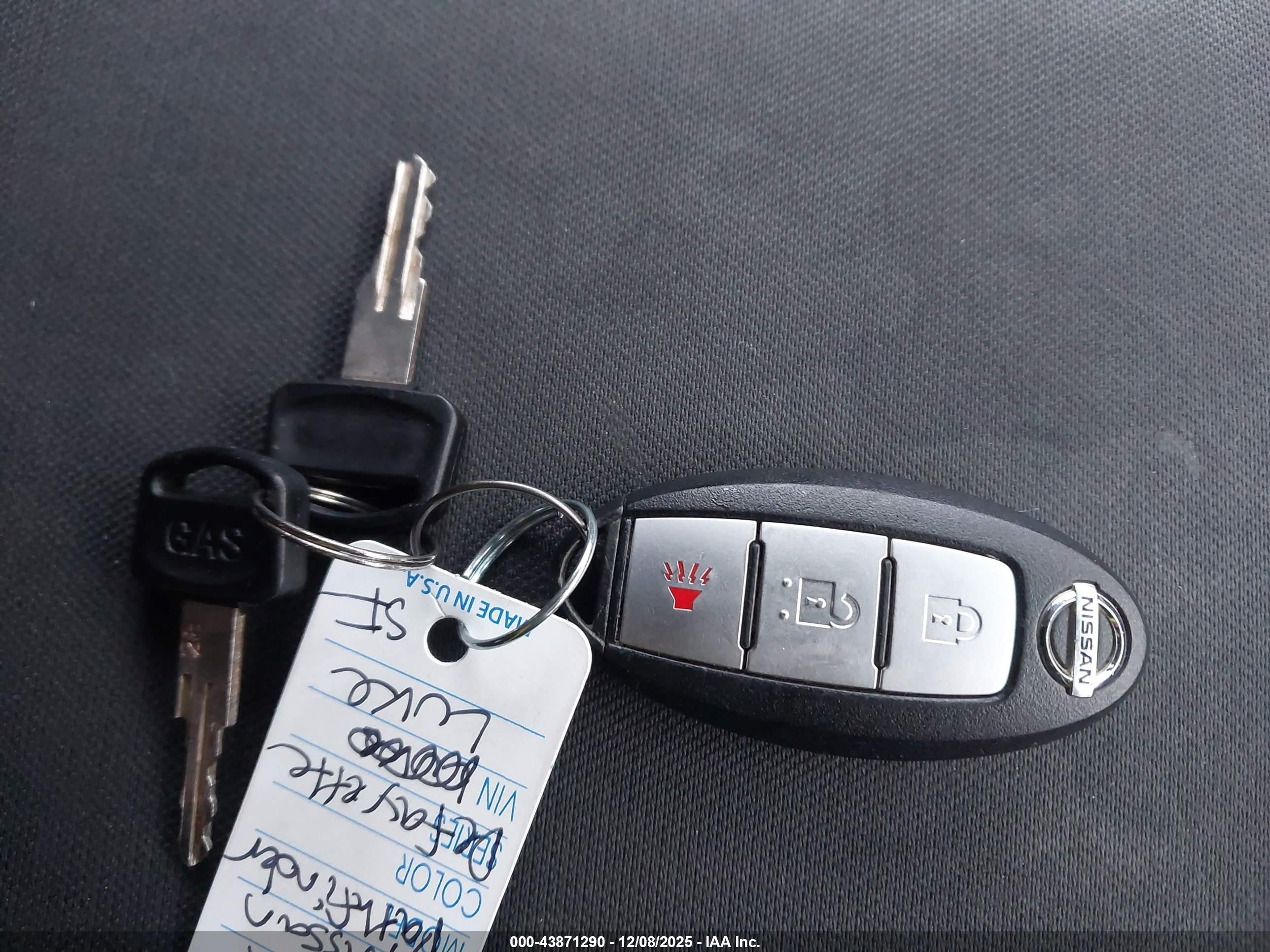 NISSAN PATHFINDER image 11