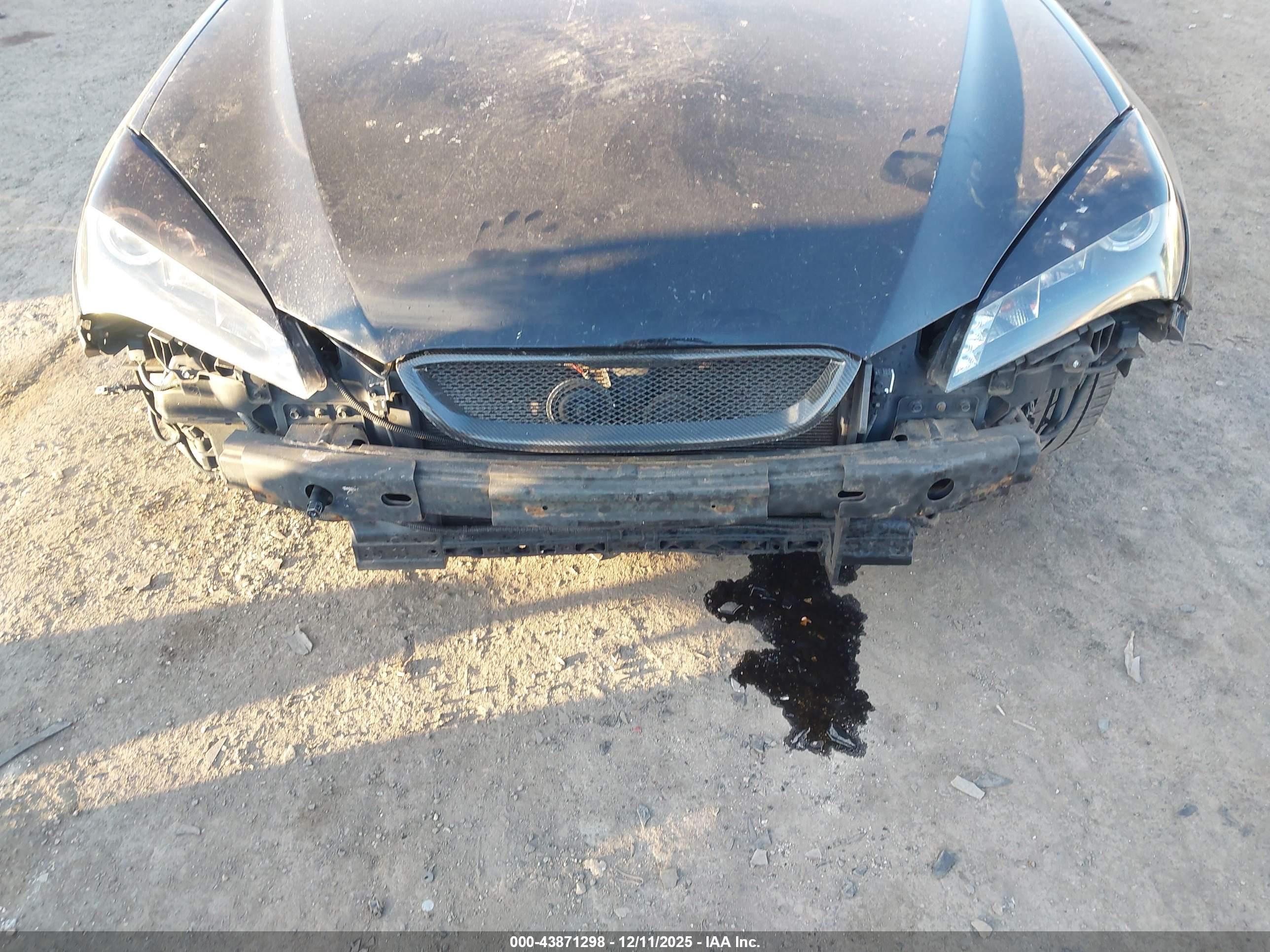 HYUNDAI GENESIS image 6