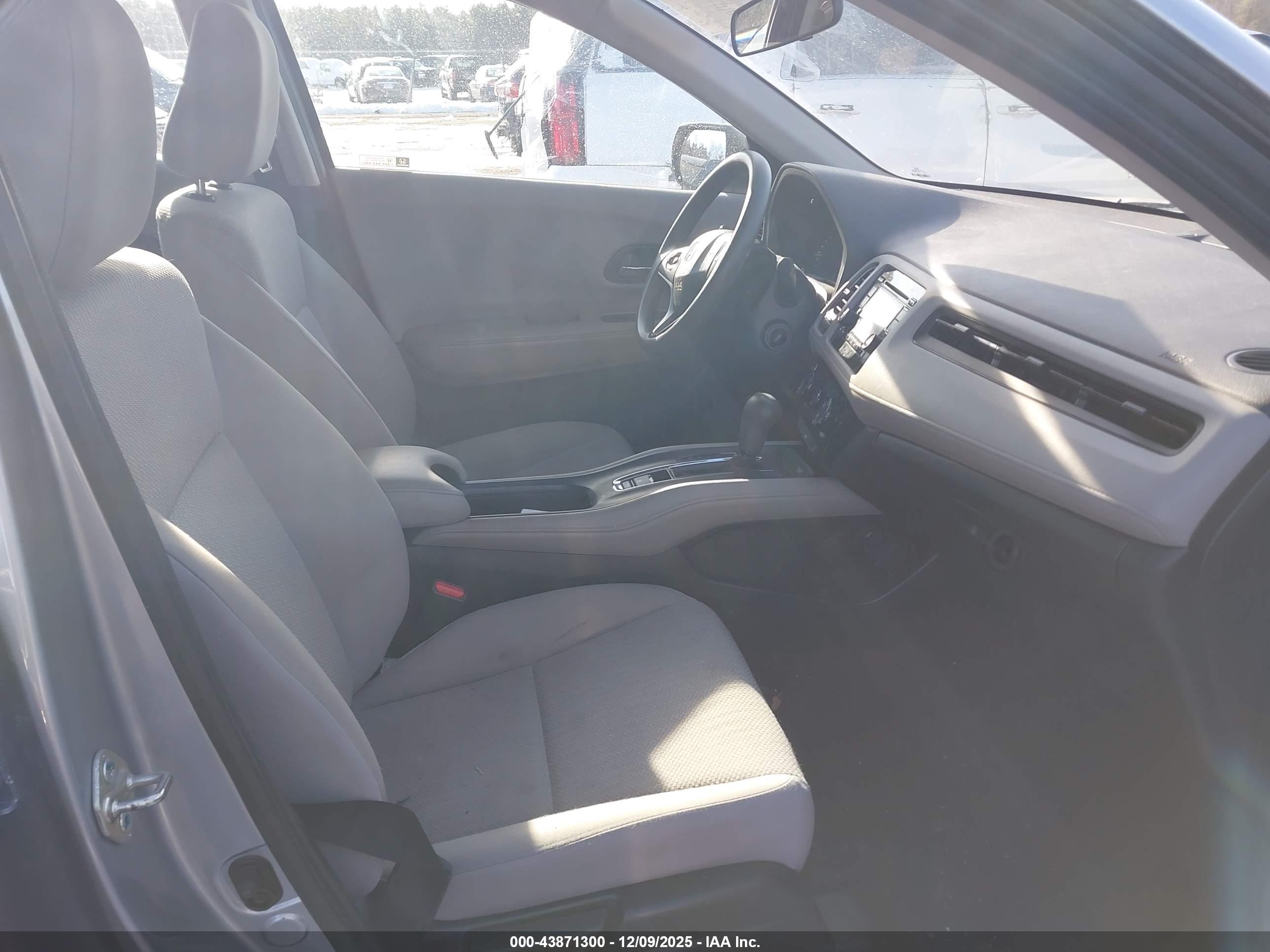 HONDA HR-V image 5