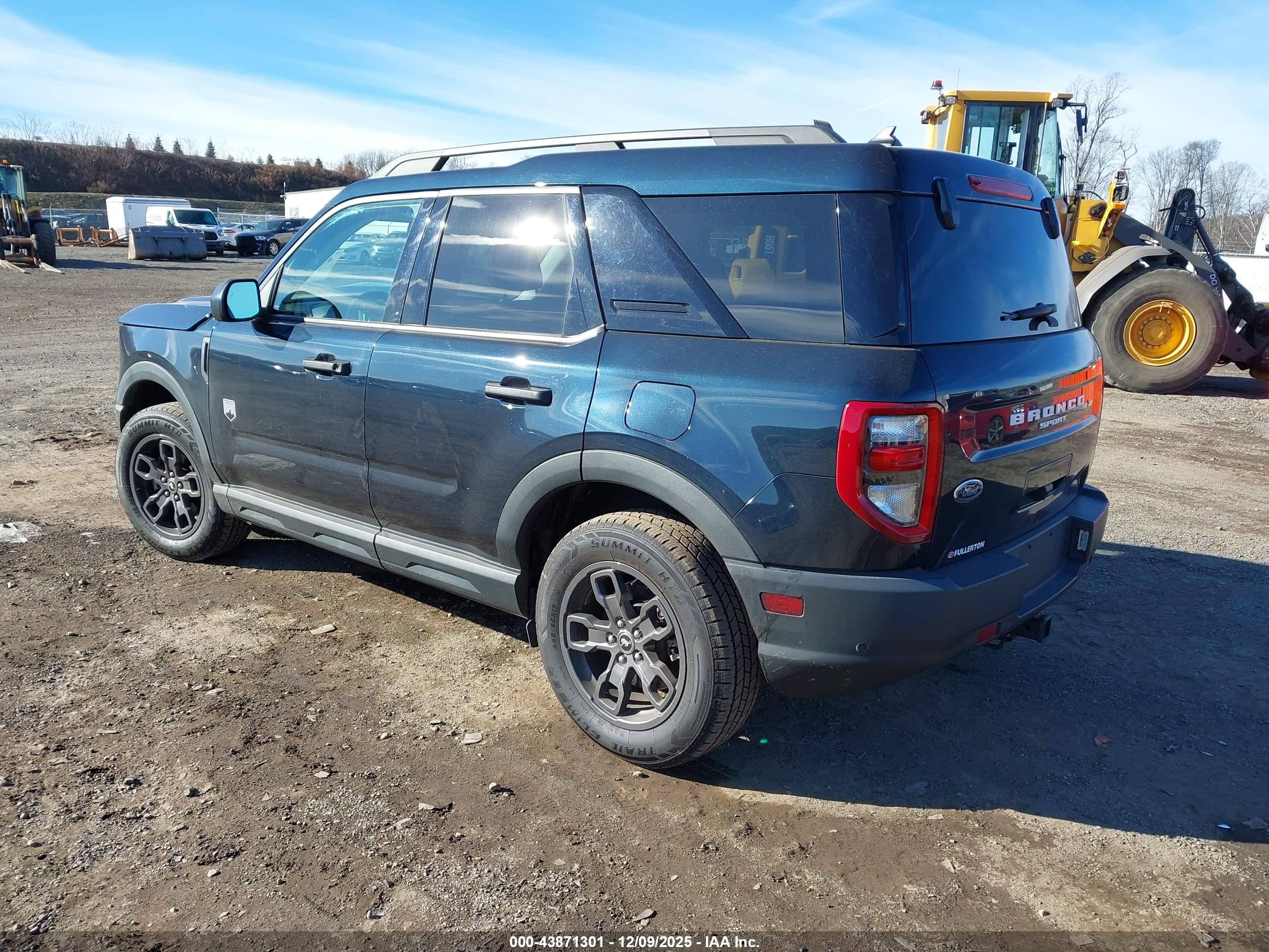 FORD BRONCO image 3