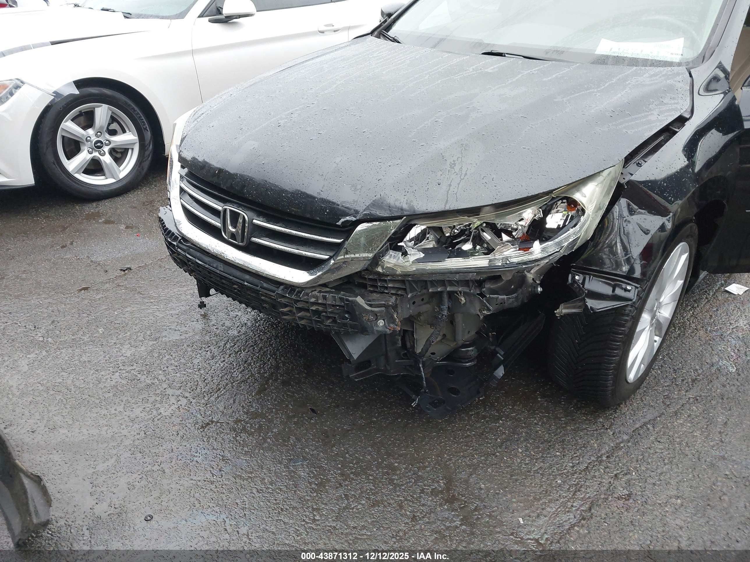 HONDA ACCORD image 6