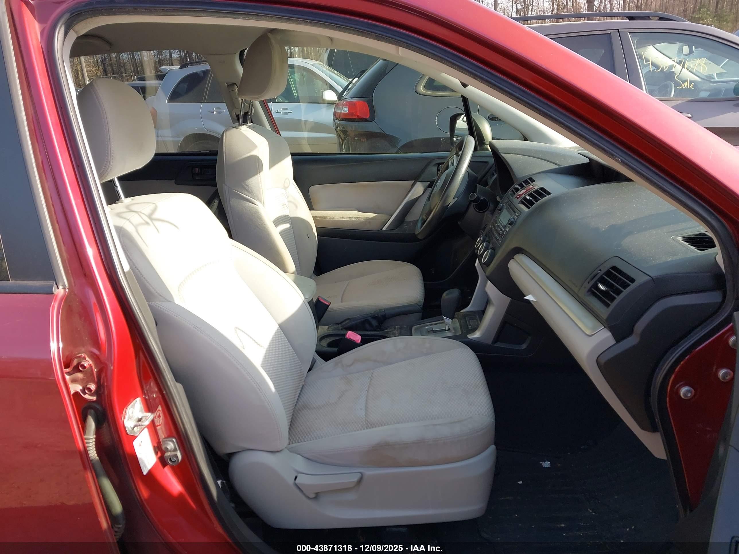 SUBARU FORESTER image 5